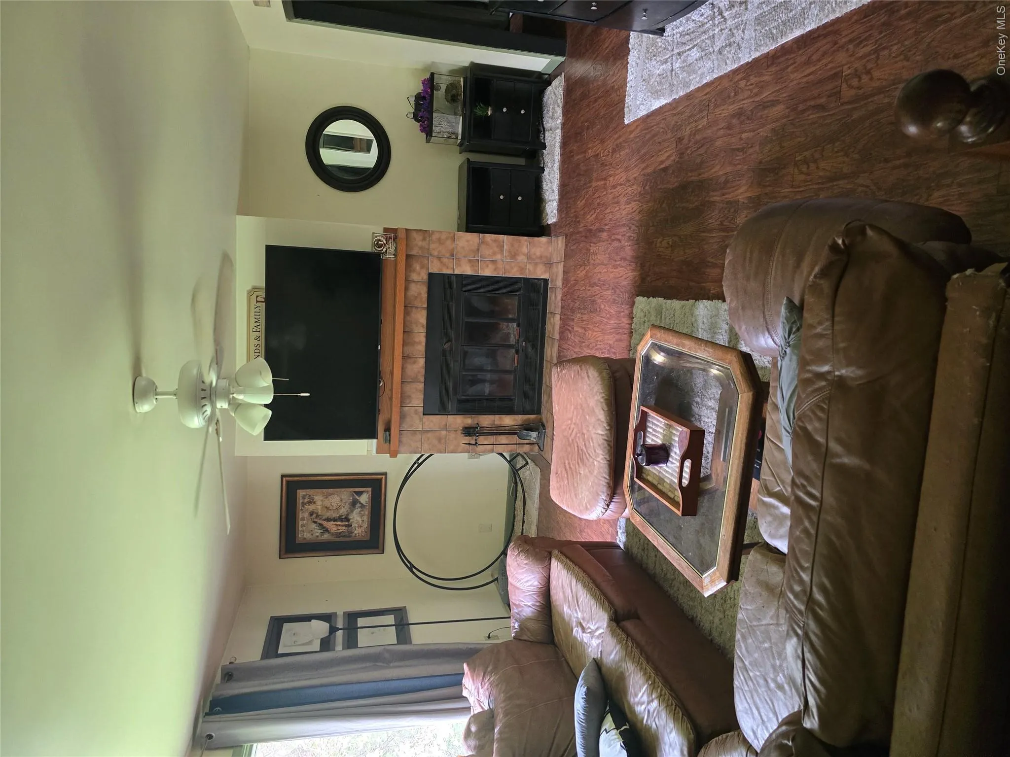 128 Crum Elbow Road, Hyde Park, NY, 3 Bedrooms Bedrooms, 7 Rooms Rooms,2 BathroomsBathrooms,Residential,For Rent,Crum Elbow,0,993958 128 Crum Elbow Road, Hyde Park, NY, 3 Bedrooms Bedrooms, 7 Rooms Rooms,2 BathroomsBathrooms,Residential,For Rent,Crum Elbow,0,993958