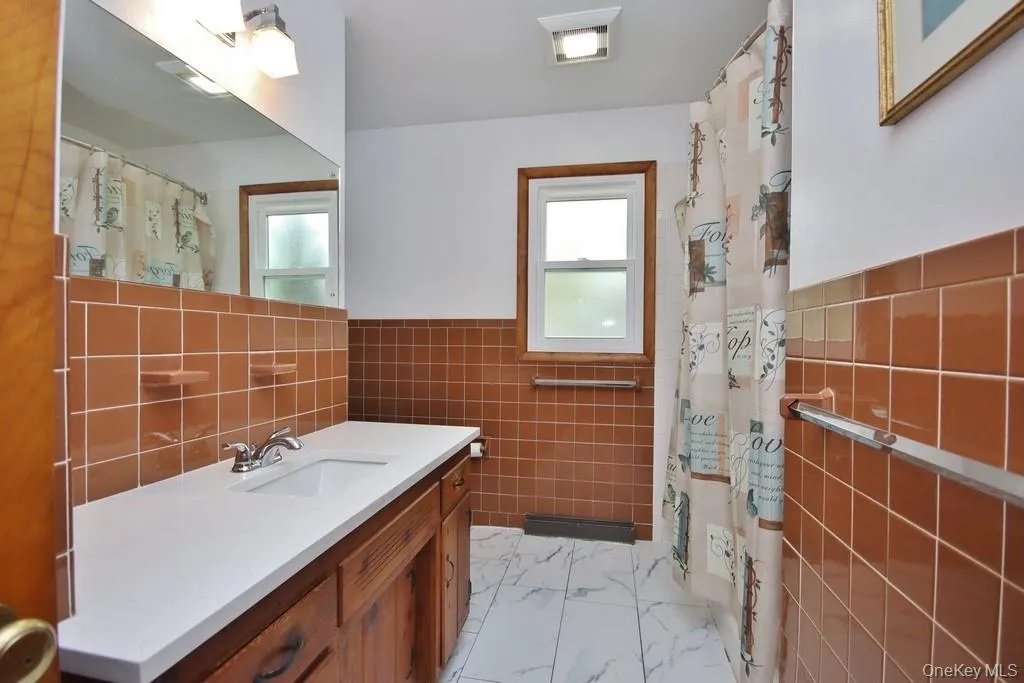 124 Cherrywood Drive, Fishkill, NY, 2 Bedrooms Bedrooms, 7 Rooms Rooms,2 BathroomsBathrooms,Residential,For Rent,Cherrywood,0,993963 124 Cherrywood Drive, Fishkill, NY, 2 Bedrooms Bedrooms, 7 Rooms Rooms,2 BathroomsBathrooms,Residential,For Rent,Cherrywood,0,993963