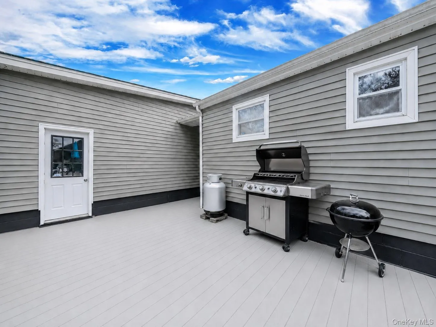 19 Cypress Lane, Brookhaven, NY, 2 Bedrooms Bedrooms, 5 Rooms Rooms,1 BathroomBathrooms,Residential,For Rent,Cypress,0,993965 19 Cypress Lane, Brookhaven, NY, 2 Bedrooms Bedrooms, 5 Rooms Rooms,1 BathroomBathrooms,Residential,For Rent,Cypress,0,993965