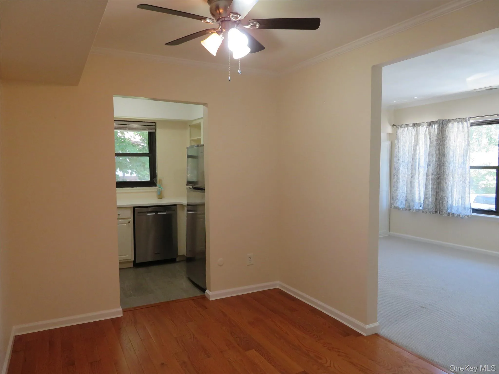 129 Bailey Court, Brookhaven, NY, 1 Bedroom Bedrooms, 4 Rooms Rooms,1 BathroomBathrooms,Residential,For Rent,Bailey,0,KEY993971 129 Bailey Court, Brookhaven, NY, 1 Bedroom Bedrooms, 4 Rooms Rooms,1 BathroomBathrooms,Residential,For Rent,Bailey,0,KEY993971