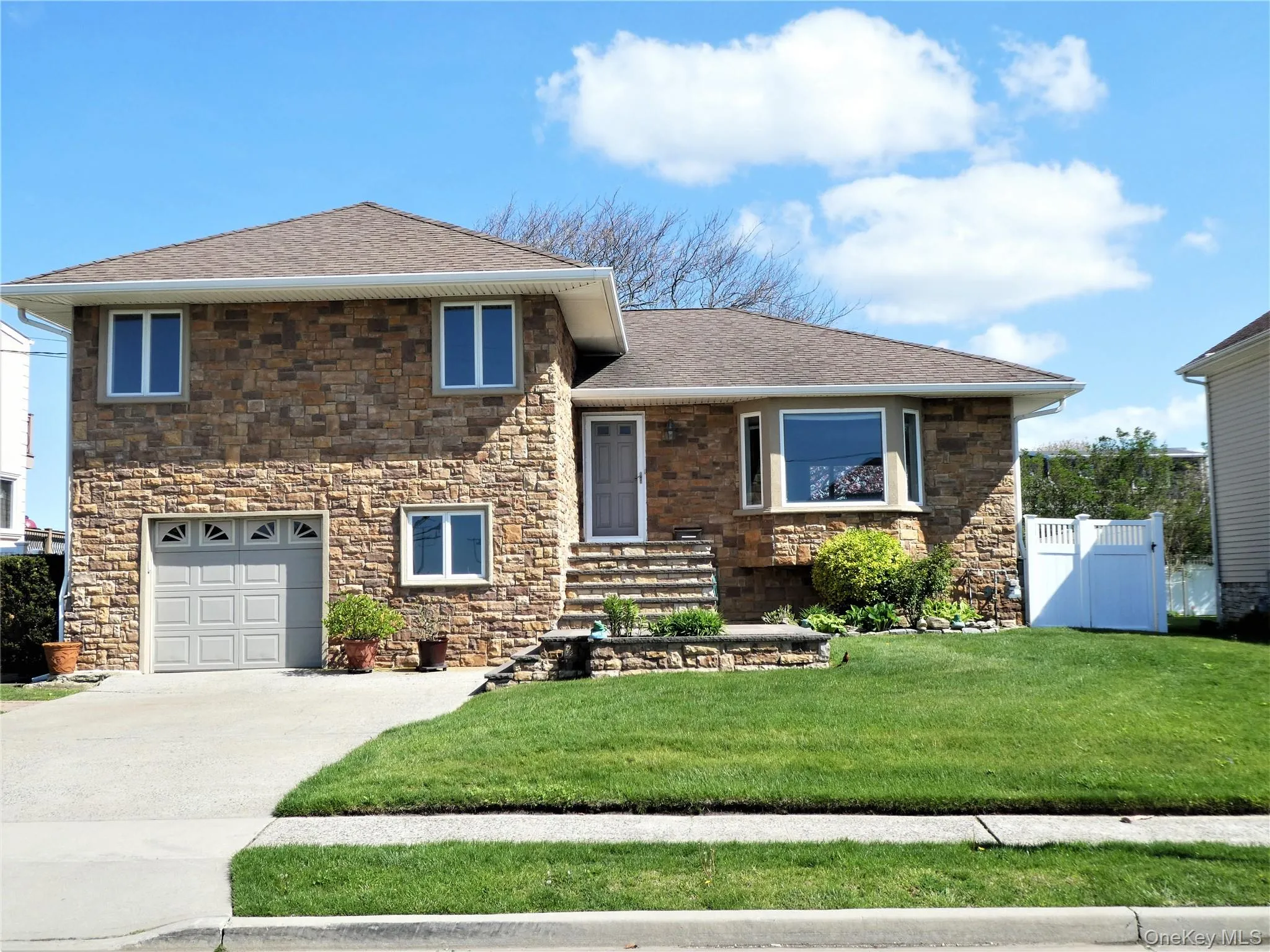 821 Channel Road, Long Beach, NY, 3 Bedrooms Bedrooms, 7 Rooms Rooms,2 BathroomsBathrooms,Residential Lease,For Rent,Channel,0,993975 821 Channel Road, Long Beach, NY, 3 Bedrooms Bedrooms, 7 Rooms Rooms,2 BathroomsBathrooms,Residential Lease,For Rent,Channel,0,993975