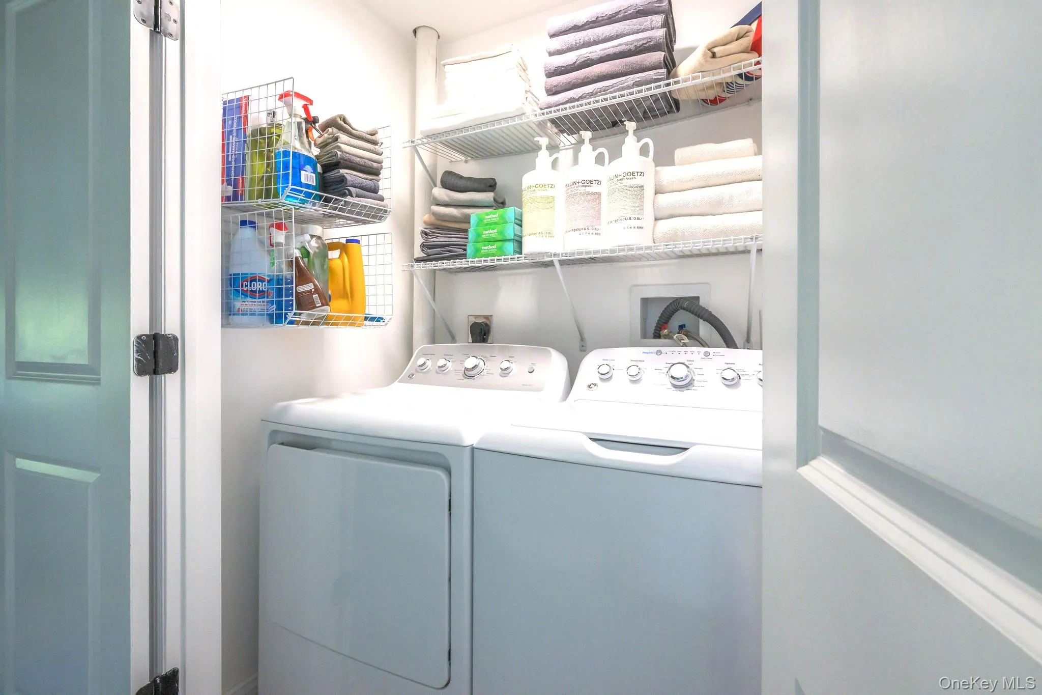 238 Allen Street, Hudson, NY, 2 Bedrooms Bedrooms, 8 Rooms Rooms,2 BathroomsBathrooms,Residential,For Rent,Allen,0,993989 238 Allen Street, Hudson, NY, 2 Bedrooms Bedrooms, 8 Rooms Rooms,2 BathroomsBathrooms,Residential,For Rent,Allen,0,993989