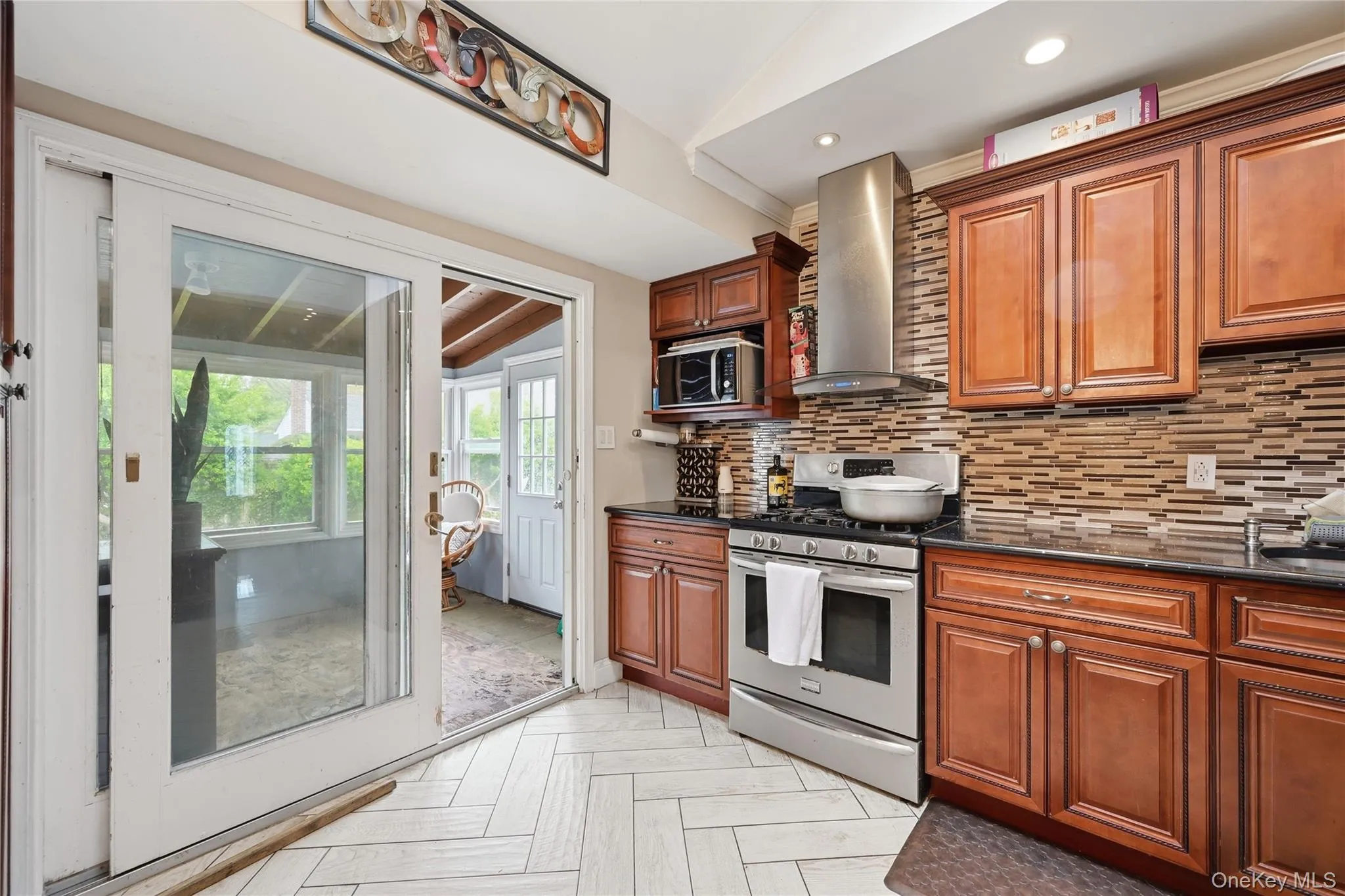 572 Benjamin Road, Babylon, NY, 3 Bedrooms Bedrooms, 8 Rooms Rooms,2 BathroomsBathrooms,Residential,For Rent,Benjamin,0,994003 572 Benjamin Road, Babylon, NY, 3 Bedrooms Bedrooms, 8 Rooms Rooms,2 BathroomsBathrooms,Residential,For Rent,Benjamin,0,994003