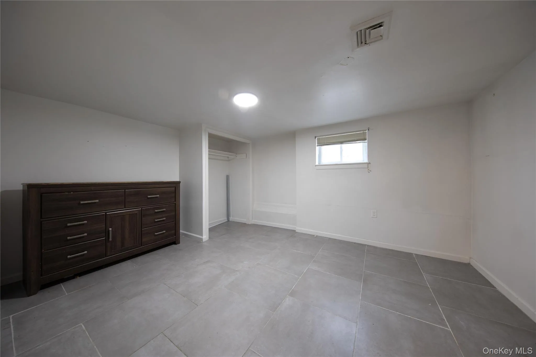 95 Irving Avenue, Hempstead, NY, 2 Bedrooms Bedrooms, 4 Rooms Rooms,1 BathroomBathrooms,Residential Lease,For Rent,Irving,0,994012 95 Irving Avenue, Hempstead, NY, 2 Bedrooms Bedrooms, 4 Rooms Rooms,1 BathroomBathrooms,Residential Lease,For Rent,Irving,0,994012