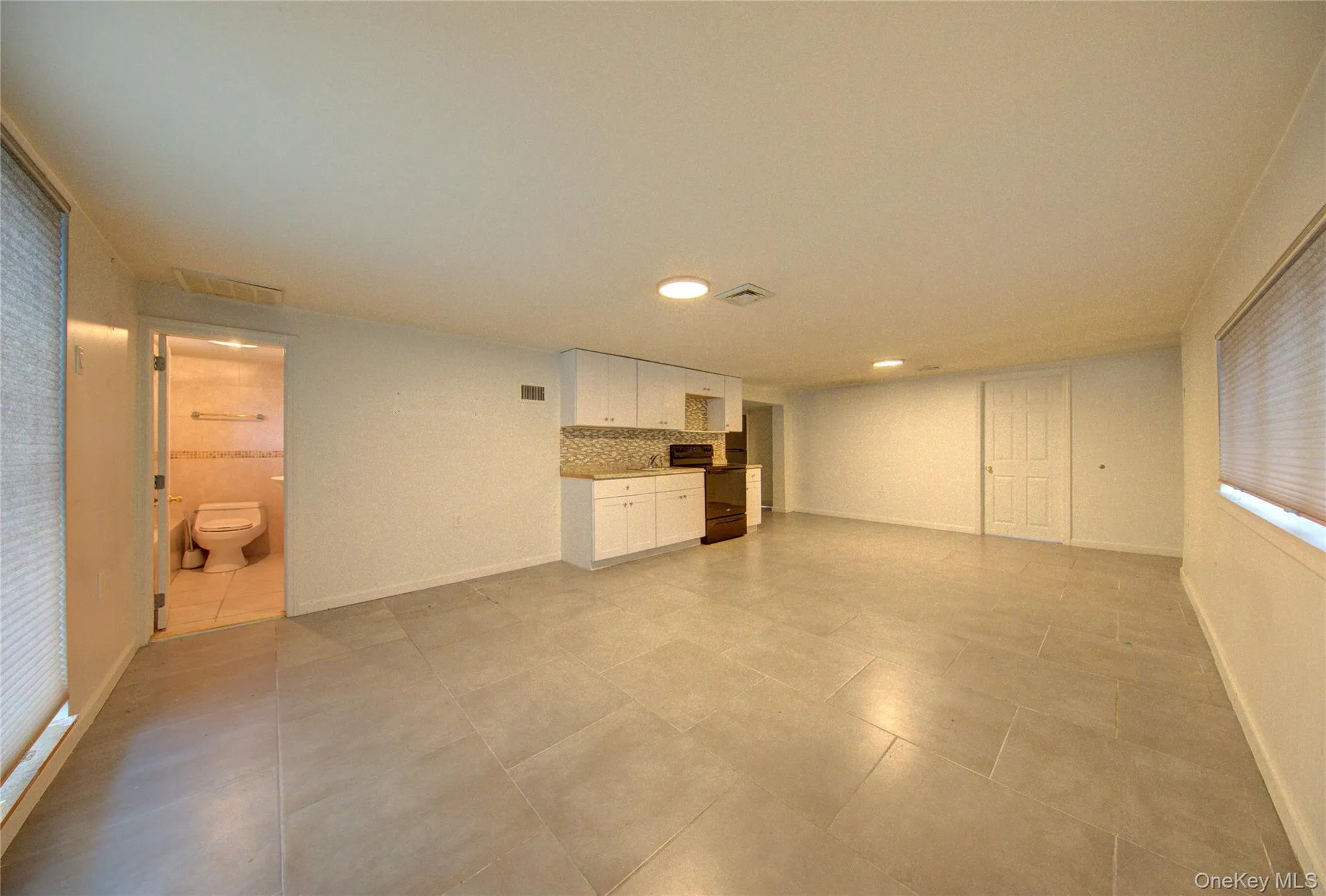 95 Irving Avenue, Hempstead, NY, 2 Bedrooms Bedrooms, 4 Rooms Rooms,1 BathroomBathrooms,Residential Lease,For Rent,Irving,0,994012 95 Irving Avenue, Hempstead, NY, 2 Bedrooms Bedrooms, 4 Rooms Rooms,1 BathroomBathrooms,Residential Lease,For Rent,Irving,0,994012