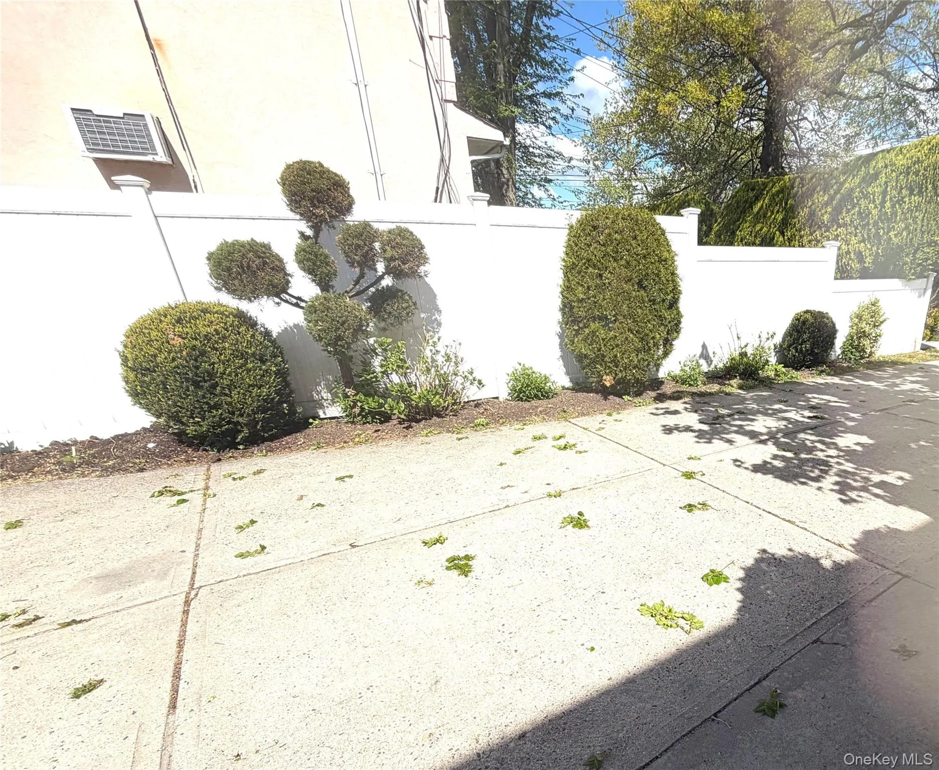 75 Farnum Boulevard, Hempstead, NY, 3 Bedrooms Bedrooms, 6 Rooms Rooms,1 BathroomBathrooms,Residential Lease,For Rent,Farnum,0,994018 75 Farnum Boulevard, Hempstead, NY, 3 Bedrooms Bedrooms, 6 Rooms Rooms,1 BathroomBathrooms,Residential Lease,For Rent,Farnum,0,994018