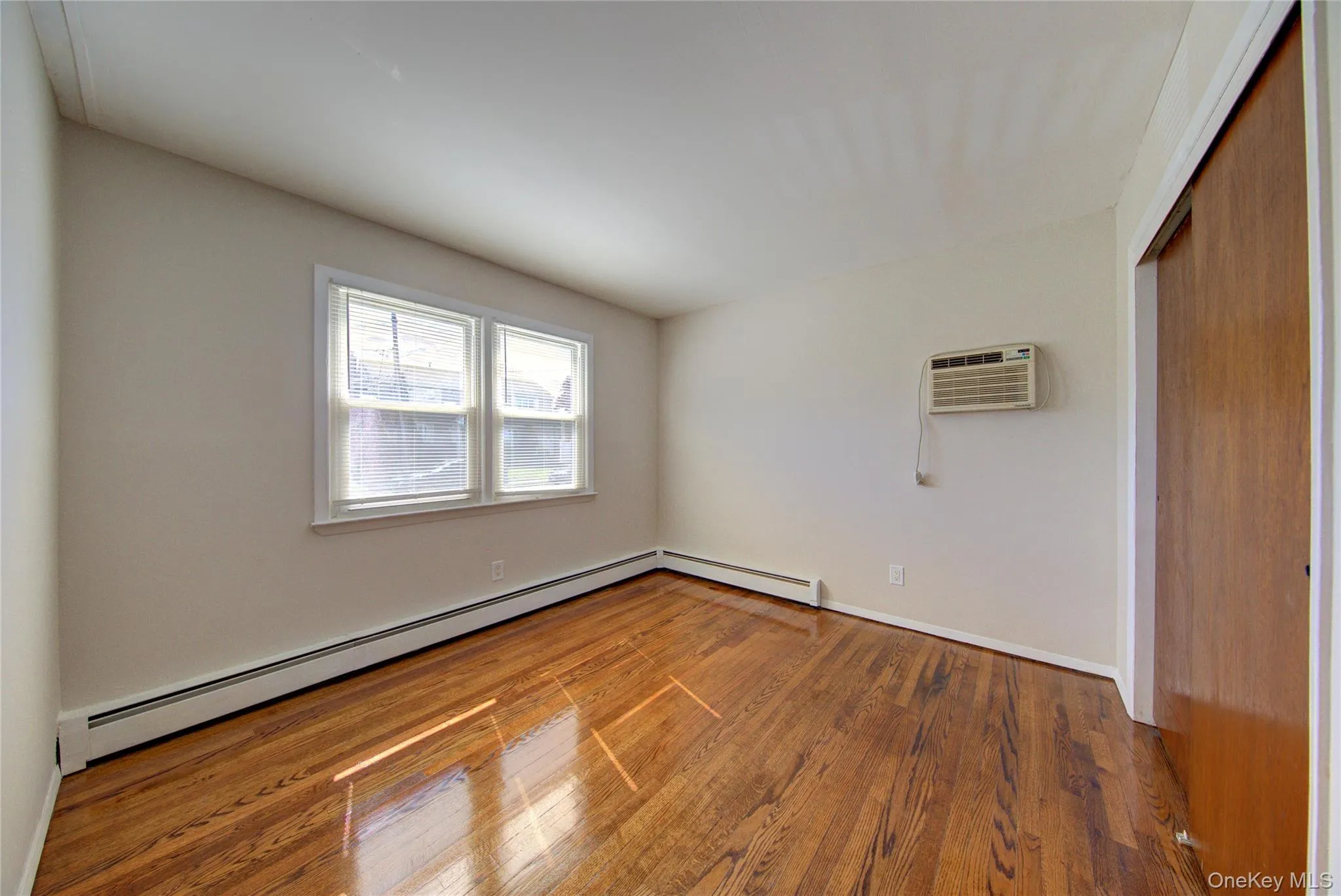 75 Farnum Boulevard, Hempstead, NY, 3 Bedrooms Bedrooms, 6 Rooms Rooms,1 BathroomBathrooms,Residential Lease,For Rent,Farnum,0,994018 75 Farnum Boulevard, Hempstead, NY, 3 Bedrooms Bedrooms, 6 Rooms Rooms,1 BathroomBathrooms,Residential Lease,For Rent,Farnum,0,994018