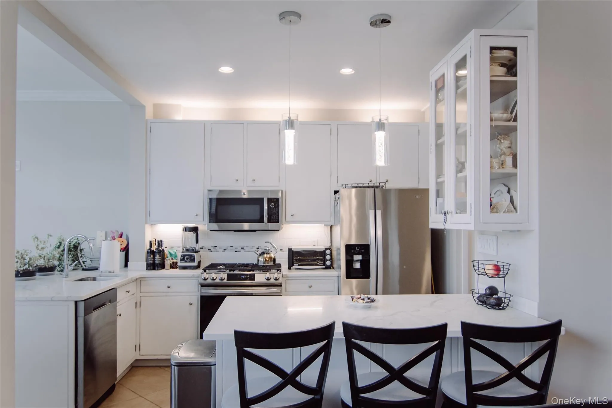 2315 FISH Avenue, New York, NY, 3 Bedrooms Bedrooms, 6 Rooms Rooms,2 BathroomsBathrooms,Residential,For Rent,FISH,0,994020 2315 FISH Avenue, New York, NY, 3 Bedrooms Bedrooms, 6 Rooms Rooms,2 BathroomsBathrooms,Residential,For Rent,FISH,0,994020
