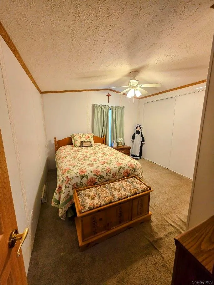 37 Hubbard Avenue, Riverhead, NY, 2 Bedrooms Bedrooms, 6 Rooms Rooms,1 BathroomBathrooms,Residential Sale,For Rent,Hubbard,0,994029 37 Hubbard Avenue, Riverhead, NY, 2 Bedrooms Bedrooms, 6 Rooms Rooms,1 BathroomBathrooms,Residential Sale,For Rent,Hubbard,0,994029