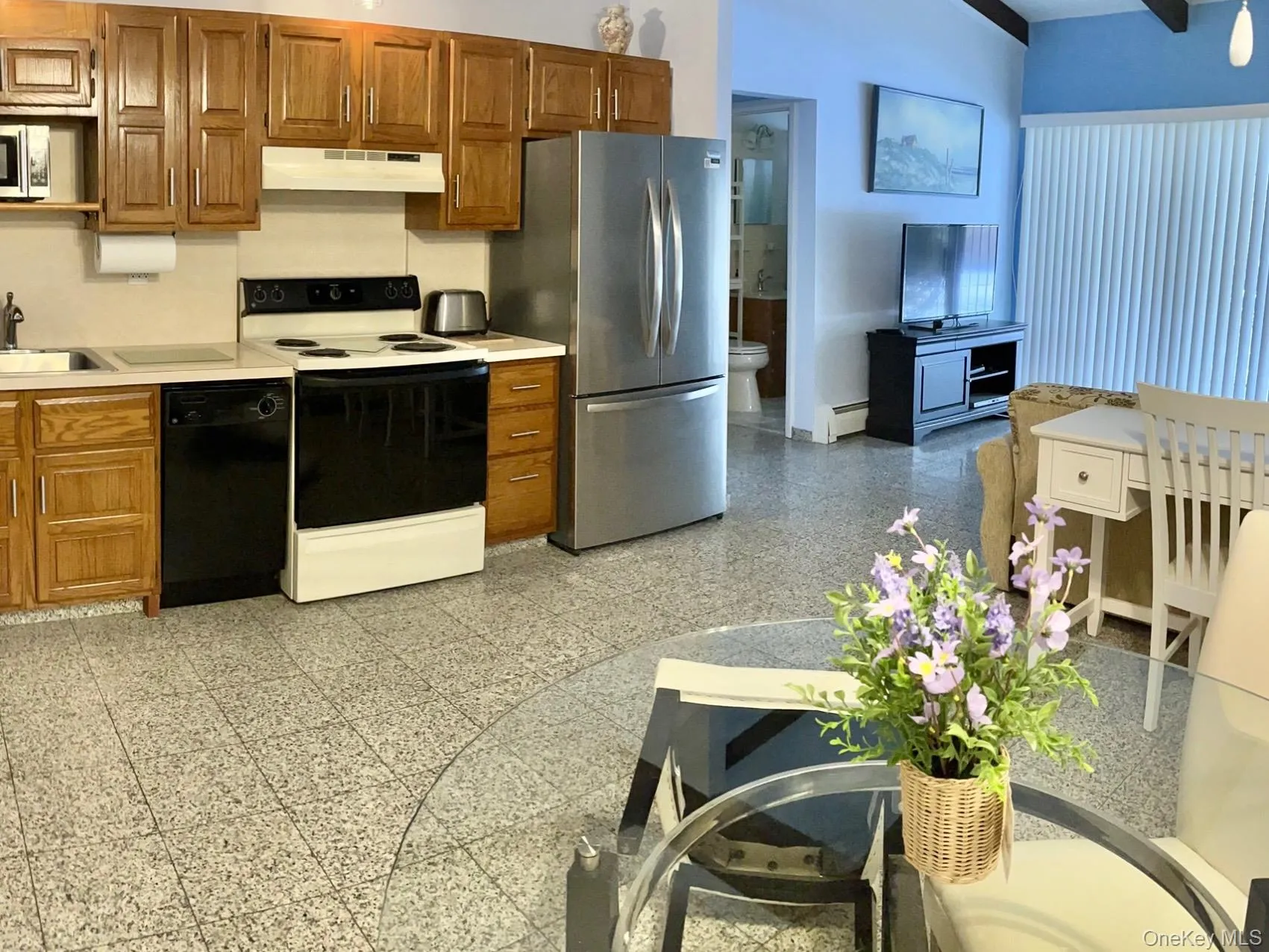 221 Mill Road, Southampton, NY, 1 Bedroom Bedrooms, 3 Rooms Rooms,1 BathroomBathrooms,Residential Lease,For Rent,Mill,0,994035 221 Mill Road, Southampton, NY, 1 Bedroom Bedrooms, 3 Rooms Rooms,1 BathroomBathrooms,Residential Lease,For Rent,Mill,0,994035