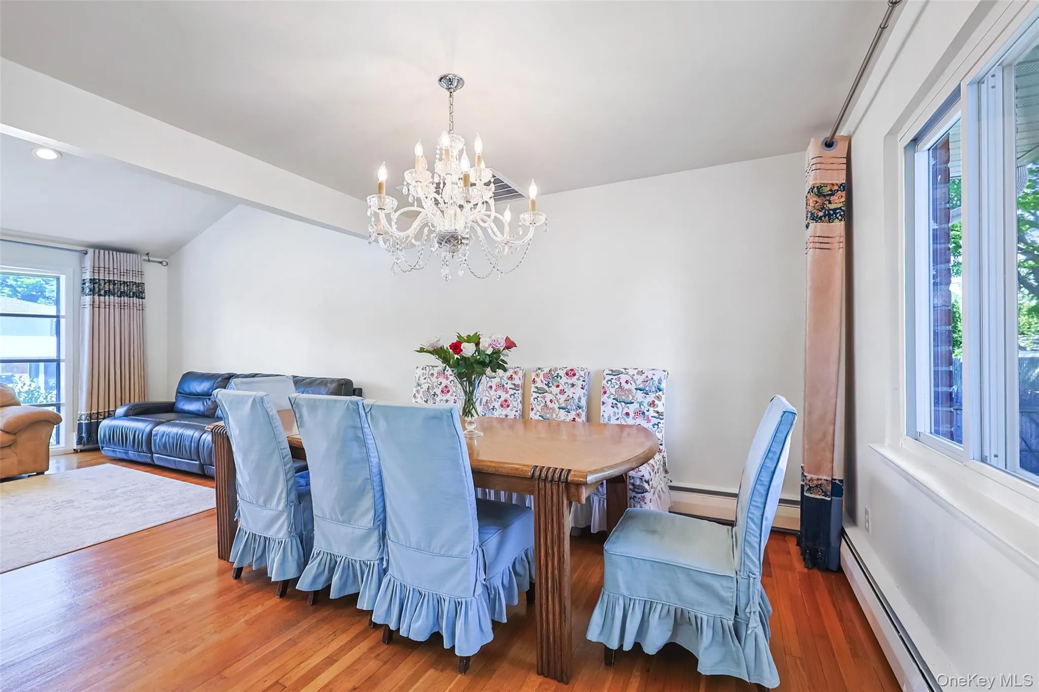 29 Edna Drive, Oyster Bay, NY, 4 Bedrooms Bedrooms, 7 Rooms Rooms,2 BathroomsBathrooms,Residential,For Rent,Edna,0,994042 29 Edna Drive, Oyster Bay, NY, 4 Bedrooms Bedrooms, 7 Rooms Rooms,2 BathroomsBathrooms,Residential,For Rent,Edna,0,994042