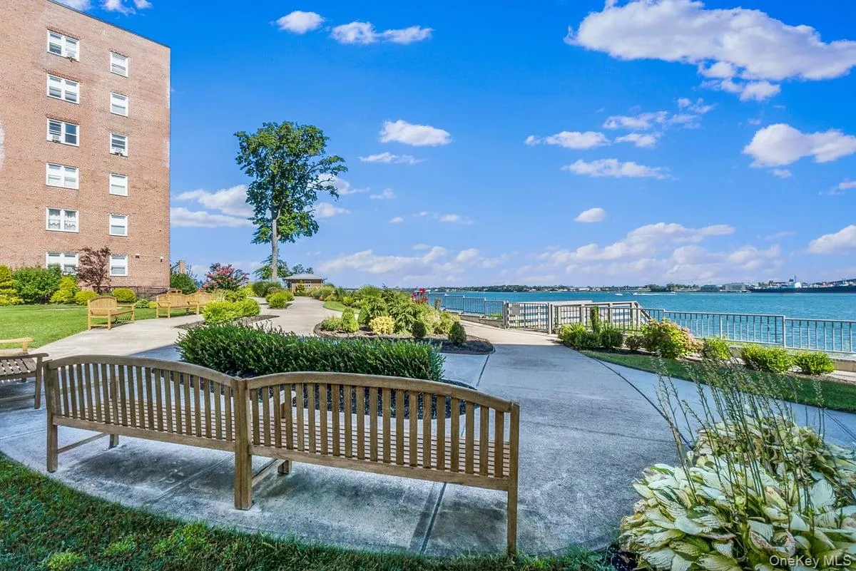 162-01 Powells Cove Boulevard, New York, NY, 2 Bedrooms Bedrooms, 5 Rooms Rooms,1 BathroomBathrooms,Residential,For Rent,Powells Cove,0,994045 162-01 Powells Cove Boulevard, New York, NY, 2 Bedrooms Bedrooms, 5 Rooms Rooms,1 BathroomBathrooms,Residential,For Rent,Powells Cove,0,994045