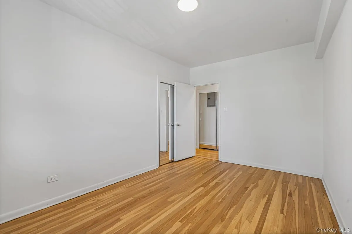 162-01 Powells Cove Boulevard, New York, NY, 2 Bedrooms Bedrooms, 5 Rooms Rooms,1 BathroomBathrooms,Residential,For Rent,Powells Cove,0,994045 162-01 Powells Cove Boulevard, New York, NY, 2 Bedrooms Bedrooms, 5 Rooms Rooms,1 BathroomBathrooms,Residential,For Rent,Powells Cove,0,994045