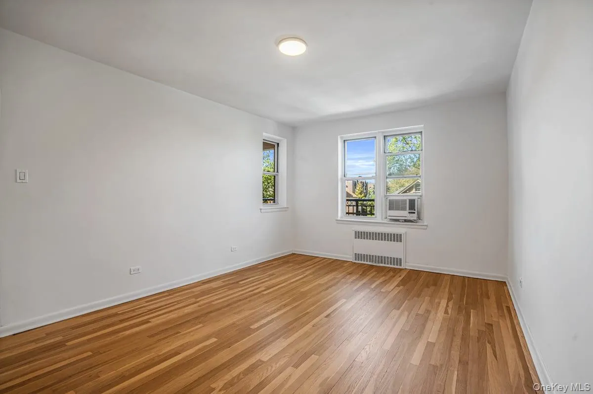 162-01 Powells Cove Boulevard, New York, NY, 2 Bedrooms Bedrooms, 5 Rooms Rooms,1 BathroomBathrooms,Residential,For Rent,Powells Cove,0,994045 162-01 Powells Cove Boulevard, New York, NY, 2 Bedrooms Bedrooms, 5 Rooms Rooms,1 BathroomBathrooms,Residential,For Rent,Powells Cove,0,994045