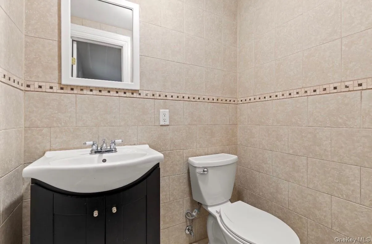 100 Vermont Street, Long Beach, NY, 2 Bedrooms Bedrooms, 5 Rooms Rooms,1 BathroomBathrooms,Residential Lease,For Rent,Vermont,0,994046 100 Vermont Street, Long Beach, NY, 2 Bedrooms Bedrooms, 5 Rooms Rooms,1 BathroomBathrooms,Residential Lease,For Rent,Vermont,0,994046