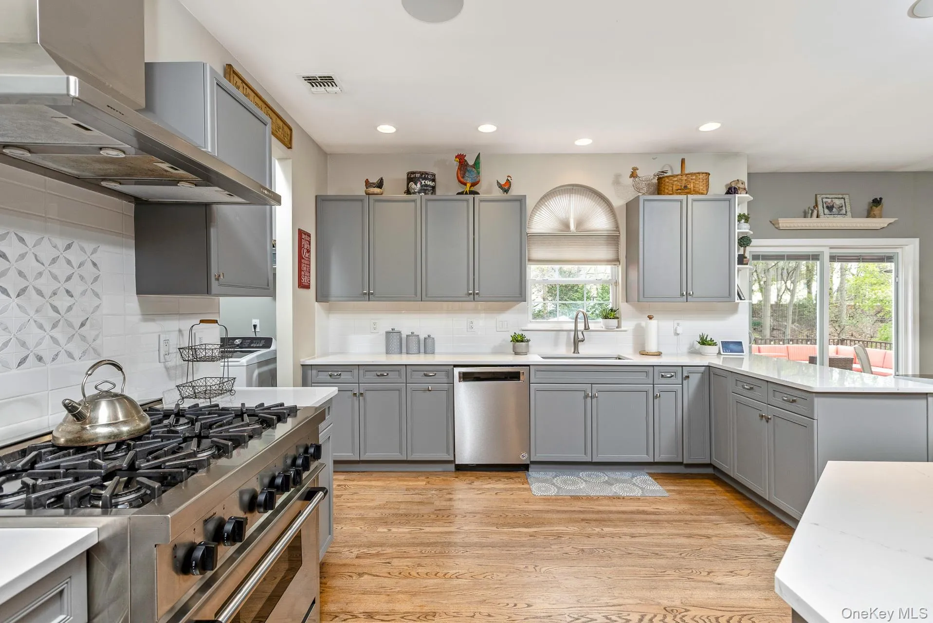 2 Crystal Court, Smithtown, NY, 4 Bedrooms Bedrooms, 8 Rooms Rooms,2 BathroomsBathrooms,Residential,For Rent,Crystal,0,994048 2 Crystal Court, Smithtown, NY, 4 Bedrooms Bedrooms, 8 Rooms Rooms,2 BathroomsBathrooms,Residential,For Rent,Crystal,0,994048