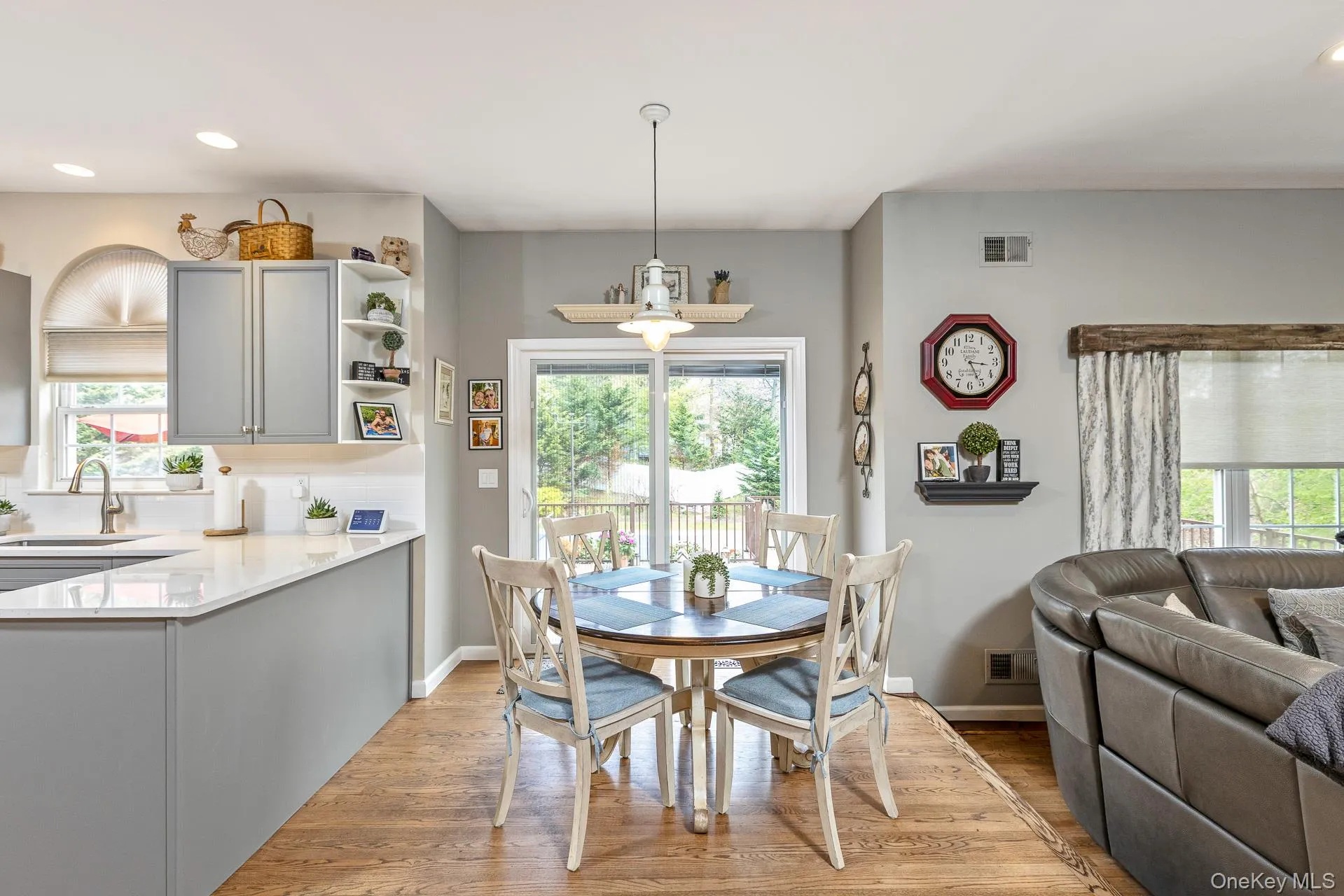 2 Crystal Court, Smithtown, NY, 4 Bedrooms Bedrooms, 8 Rooms Rooms,2 BathroomsBathrooms,Residential,For Rent,Crystal,0,994048 2 Crystal Court, Smithtown, NY, 4 Bedrooms Bedrooms, 8 Rooms Rooms,2 BathroomsBathrooms,Residential,For Rent,Crystal,0,994048