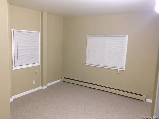 36 Cooper Street, Babylon, NY, 3 Bedrooms Bedrooms, 6 Rooms Rooms,1 BathroomBathrooms,Residential Lease,For Rent,Cooper,0,994050 36 Cooper Street, Babylon, NY, 3 Bedrooms Bedrooms, 6 Rooms Rooms,1 BathroomBathrooms,Residential Lease,For Rent,Cooper,0,994050