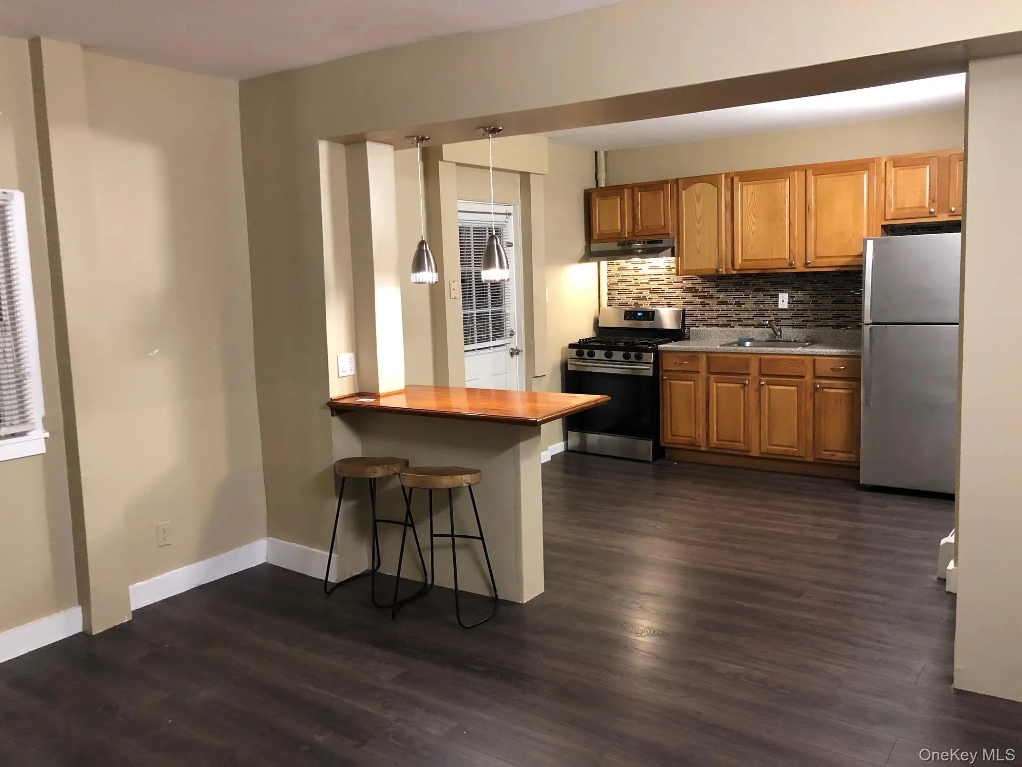 36 Cooper Street, Babylon, NY, 3 Bedrooms Bedrooms, 6 Rooms Rooms,1 BathroomBathrooms,Residential Lease,For Rent,Cooper,0,994050 36 Cooper Street, Babylon, NY, 3 Bedrooms Bedrooms, 6 Rooms Rooms,1 BathroomBathrooms,Residential Lease,For Rent,Cooper,0,994050
