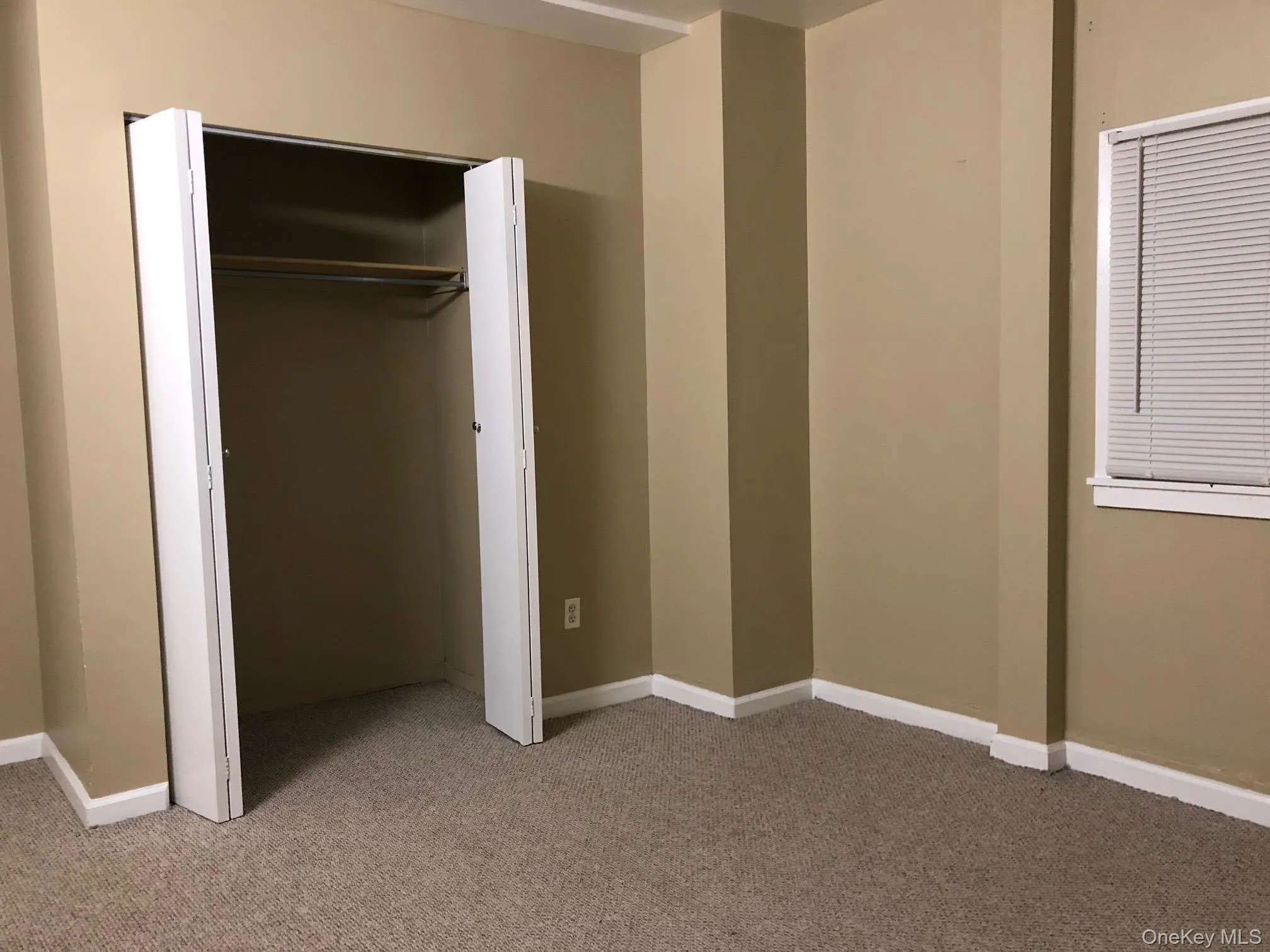 36 Cooper Street, Babylon, NY, 3 Bedrooms Bedrooms, 6 Rooms Rooms,1 BathroomBathrooms,Residential Lease,For Rent,Cooper,0,994050 36 Cooper Street, Babylon, NY, 3 Bedrooms Bedrooms, 6 Rooms Rooms,1 BathroomBathrooms,Residential Lease,For Rent,Cooper,0,994050