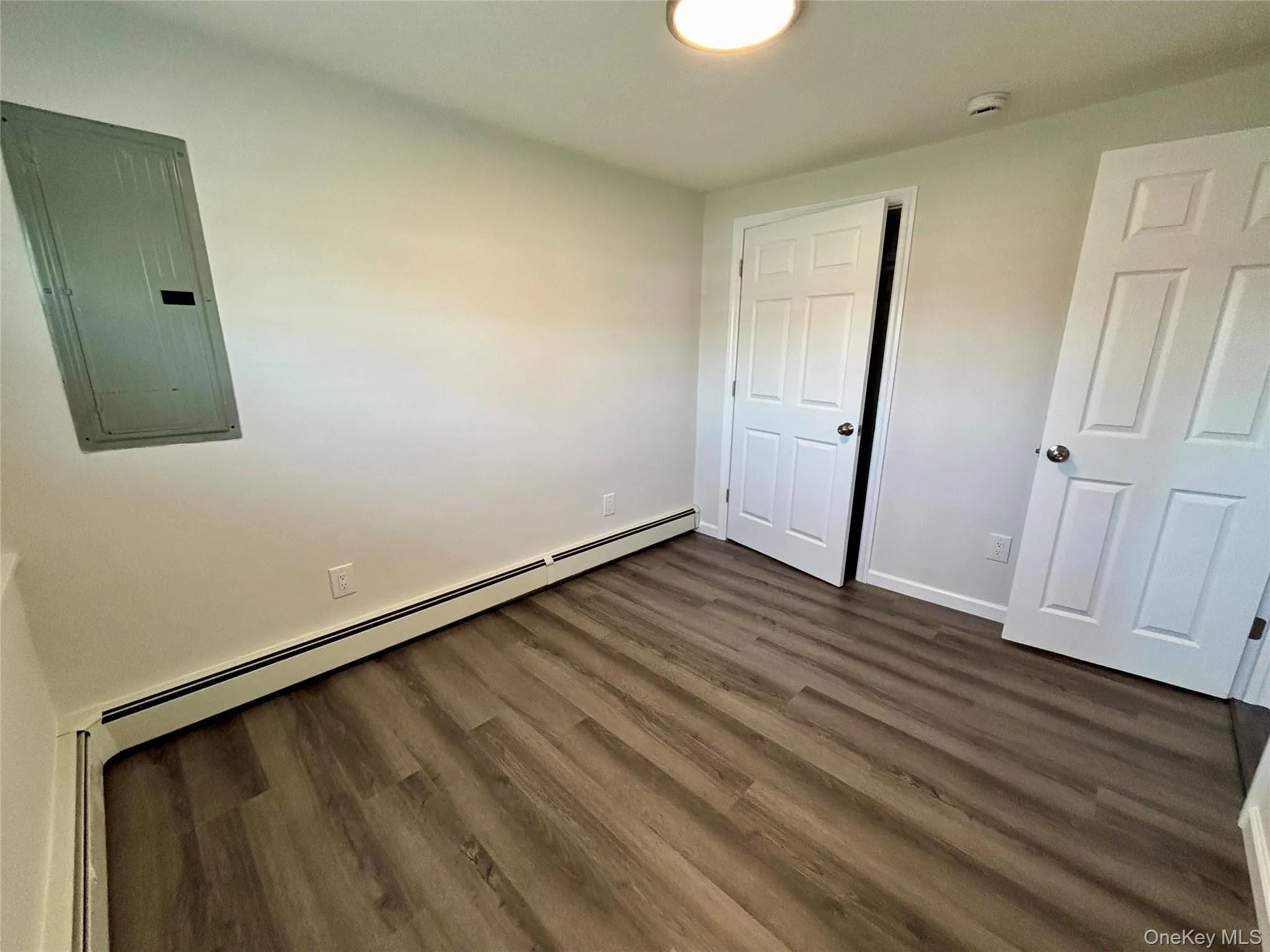 79 Monarch Avenue, West Babylon, NY, 2 Bedrooms Bedrooms, 4 Rooms Rooms,1 BathroomBathrooms,Residential Lease,For Rent,Monarch,0,994054 79 Monarch Avenue, West Babylon, NY, 2 Bedrooms Bedrooms, 4 Rooms Rooms,1 BathroomBathrooms,Residential Lease,For Rent,Monarch,0,994054