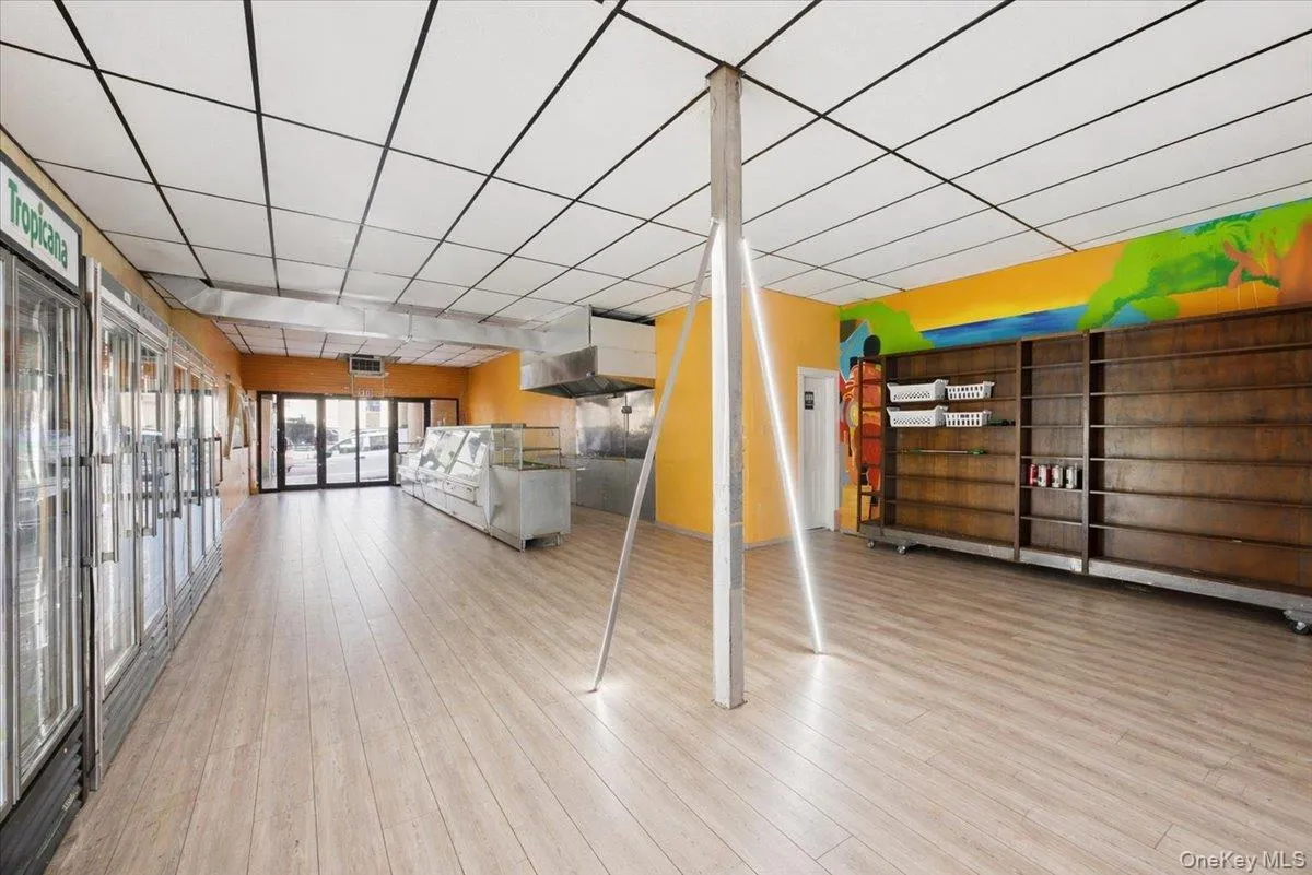6042 55th Street, New York, NY, ,Commercial Lease,For Rent,55th,0,994056 6042 55th Street, New York, NY, ,Commercial Lease,For Rent,55th,0,994056