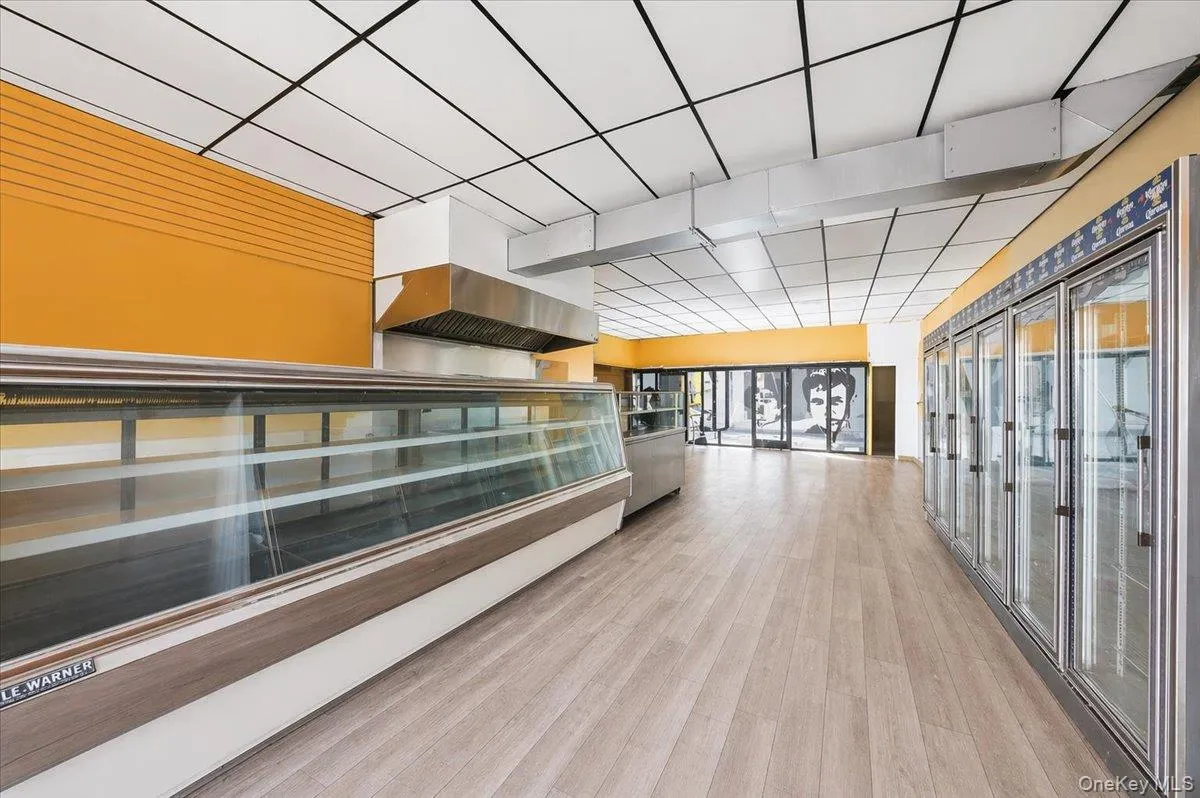 6042 55th Street, New York, NY, ,Commercial Lease,For Rent,55th,0,994056 6042 55th Street, New York, NY, ,Commercial Lease,For Rent,55th,0,994056