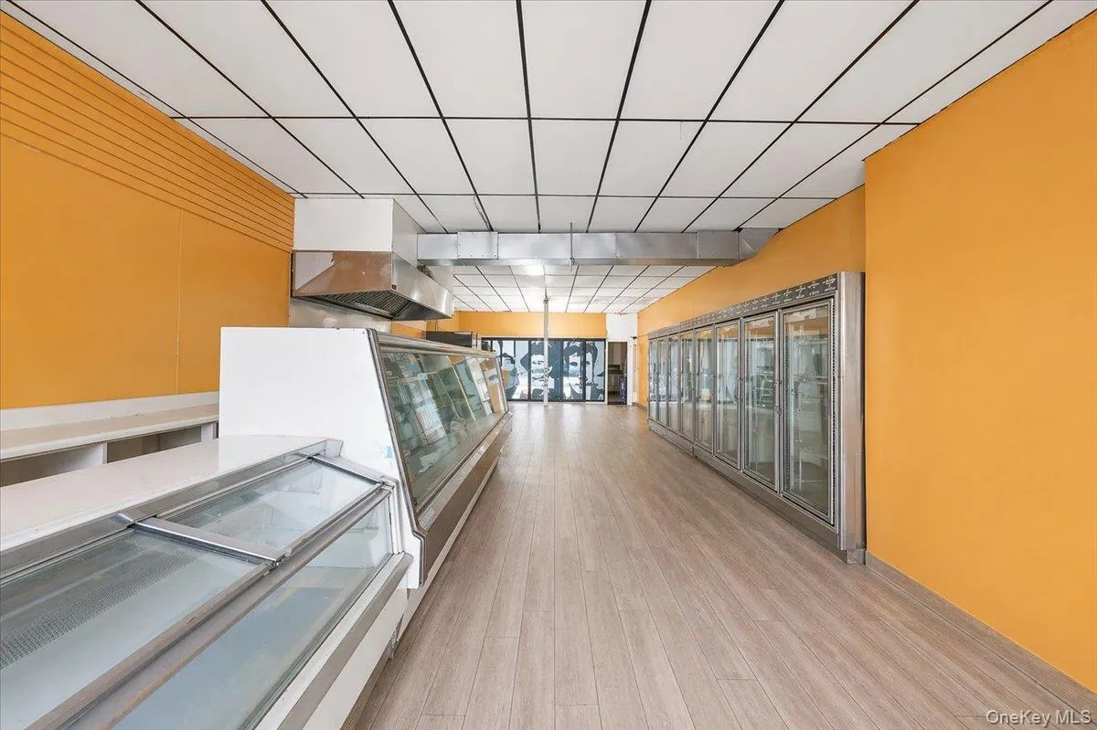 6042 55th Street, New York, NY, ,Commercial Lease,For Rent,55th,0,994056 6042 55th Street, New York, NY, ,Commercial Lease,For Rent,55th,0,994056