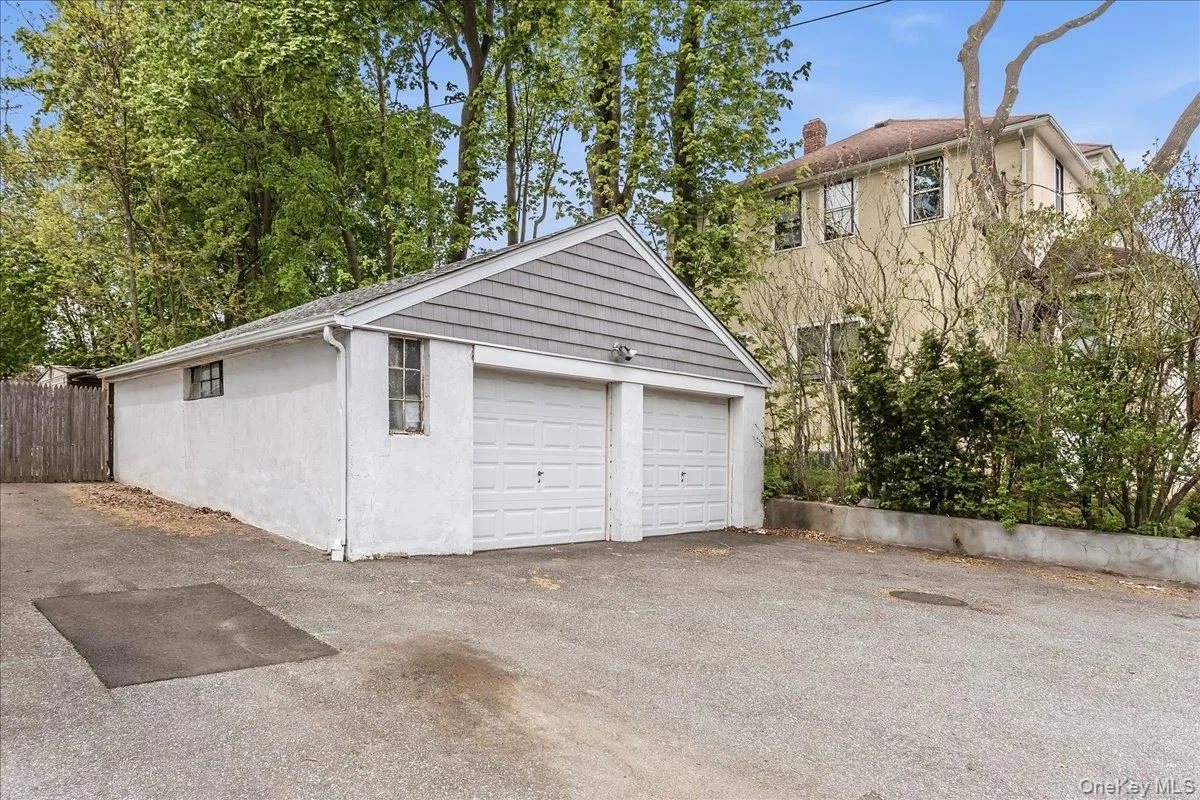 336 Forest Avenue, Oyster Bay, NY, ,Commercial Lease,For Rent,Forest,0,994063 336 Forest Avenue, Oyster Bay, NY, ,Commercial Lease,For Rent,Forest,0,994063