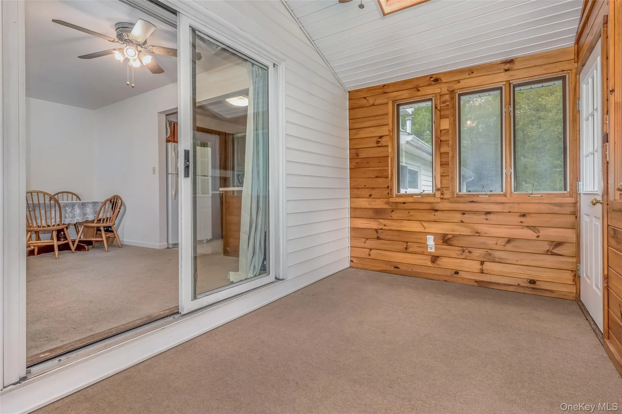 110 Cottontail Lane, Saugerties, NY, 4 Bedrooms Bedrooms, 8 Rooms Rooms,2 BathroomsBathrooms,Residential,For Rent,Cottontail,0,994067 110 Cottontail Lane, Saugerties, NY, 4 Bedrooms Bedrooms, 8 Rooms Rooms,2 BathroomsBathrooms,Residential,For Rent,Cottontail,0,994067