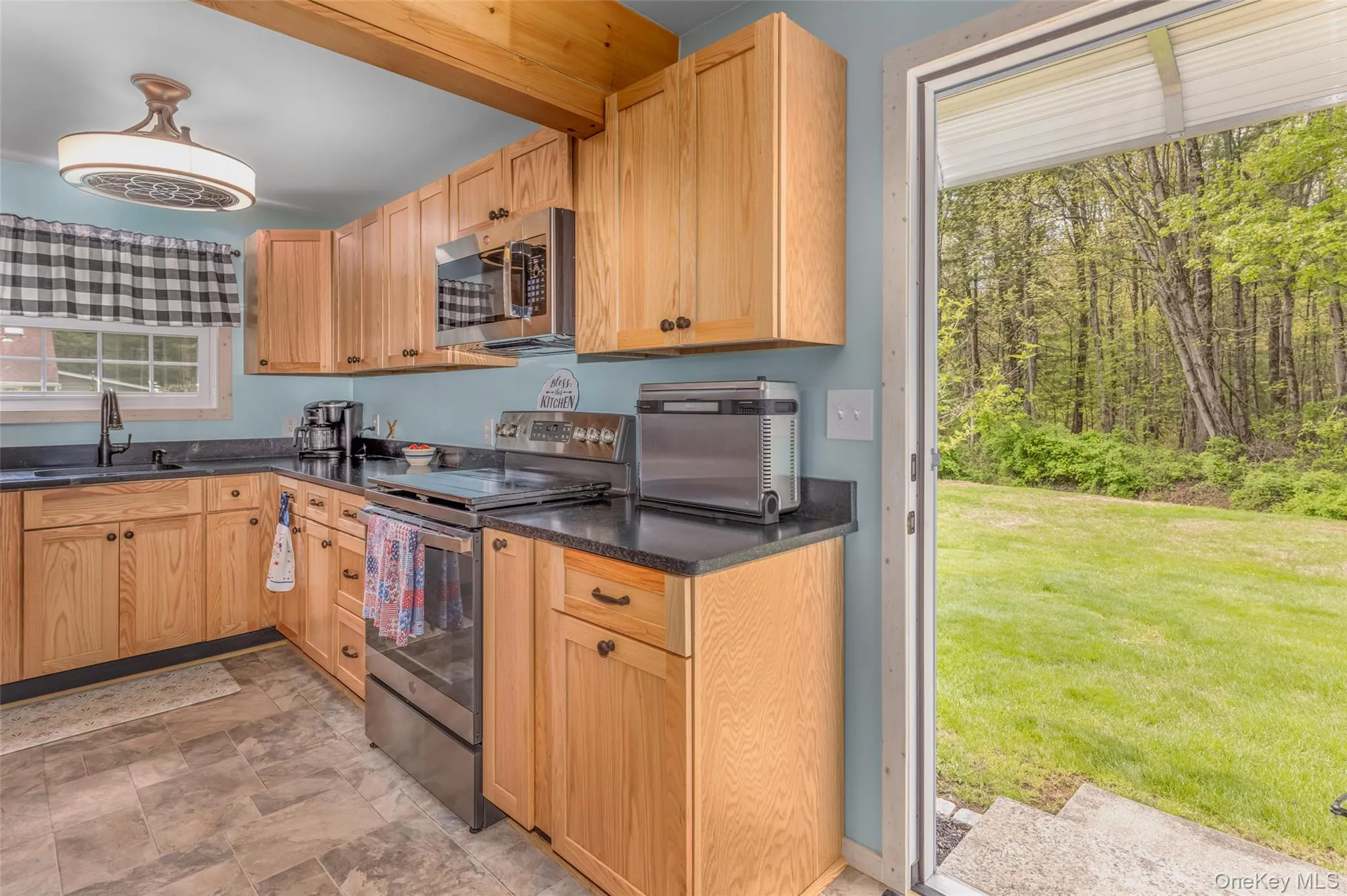 110 Cottontail Lane, Saugerties, NY, 4 Bedrooms Bedrooms, 8 Rooms Rooms,2 BathroomsBathrooms,Residential,For Rent,Cottontail,0,994067 110 Cottontail Lane, Saugerties, NY, 4 Bedrooms Bedrooms, 8 Rooms Rooms,2 BathroomsBathrooms,Residential,For Rent,Cottontail,0,994067