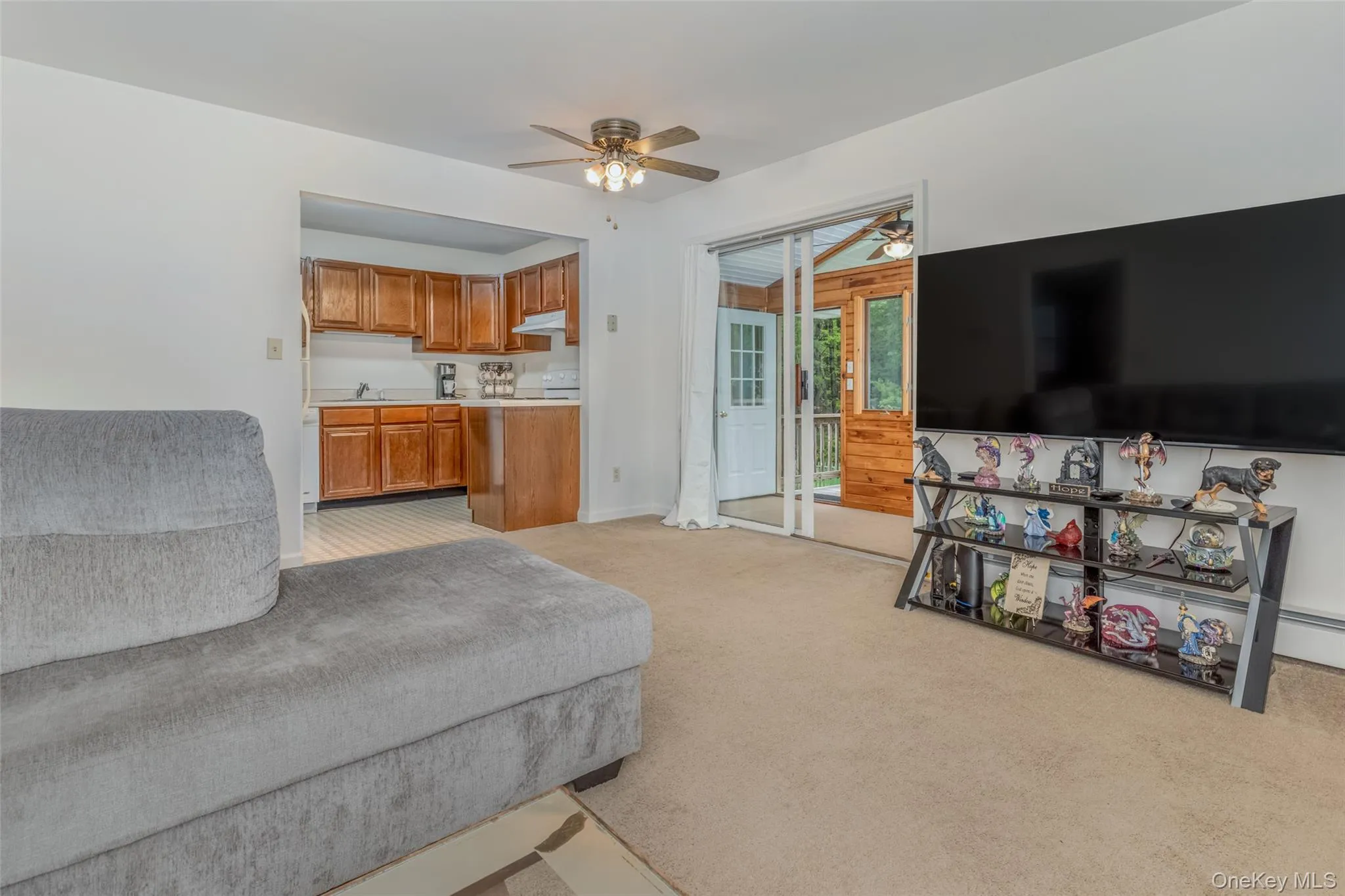 110 Cottontail Lane, Saugerties, NY, 4 Bedrooms Bedrooms, 8 Rooms Rooms,2 BathroomsBathrooms,Residential,For Rent,Cottontail,0,994067 110 Cottontail Lane, Saugerties, NY, 4 Bedrooms Bedrooms, 8 Rooms Rooms,2 BathroomsBathrooms,Residential,For Rent,Cottontail,0,994067
