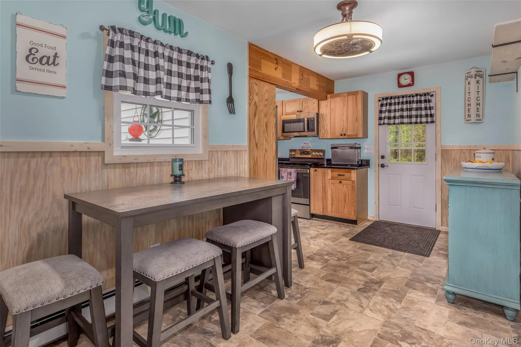 110 Cottontail Lane, Saugerties, NY, 4 Bedrooms Bedrooms, 8 Rooms Rooms,2 BathroomsBathrooms,Residential,For Rent,Cottontail,0,994067 110 Cottontail Lane, Saugerties, NY, 4 Bedrooms Bedrooms, 8 Rooms Rooms,2 BathroomsBathrooms,Residential,For Rent,Cottontail,0,994067