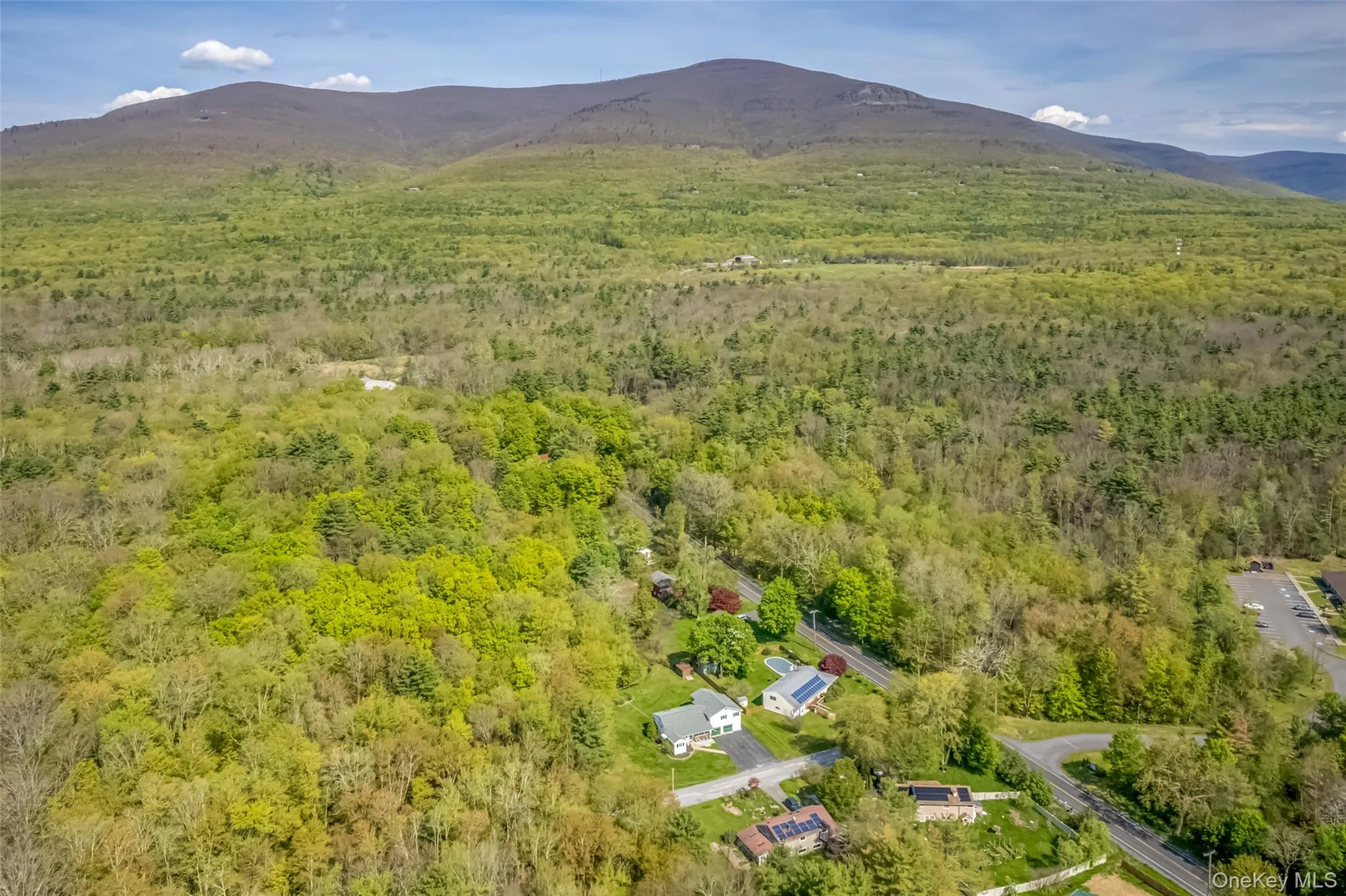 110 Cottontail Lane, Saugerties, NY, 4 Bedrooms Bedrooms, 8 Rooms Rooms,2 BathroomsBathrooms,Residential,For Rent,Cottontail,0,994067 110 Cottontail Lane, Saugerties, NY, 4 Bedrooms Bedrooms, 8 Rooms Rooms,2 BathroomsBathrooms,Residential,For Rent,Cottontail,0,994067