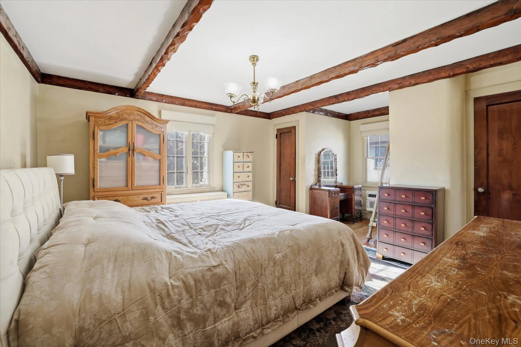 19 Addison Place, Hempstead, NY, 3 Bedrooms Bedrooms, 8 Rooms Rooms,2 BathroomsBathrooms,Residential,For Rent,Addison,0,994084 19 Addison Place, Hempstead, NY, 3 Bedrooms Bedrooms, 8 Rooms Rooms,2 BathroomsBathrooms,Residential,For Rent,Addison,0,994084