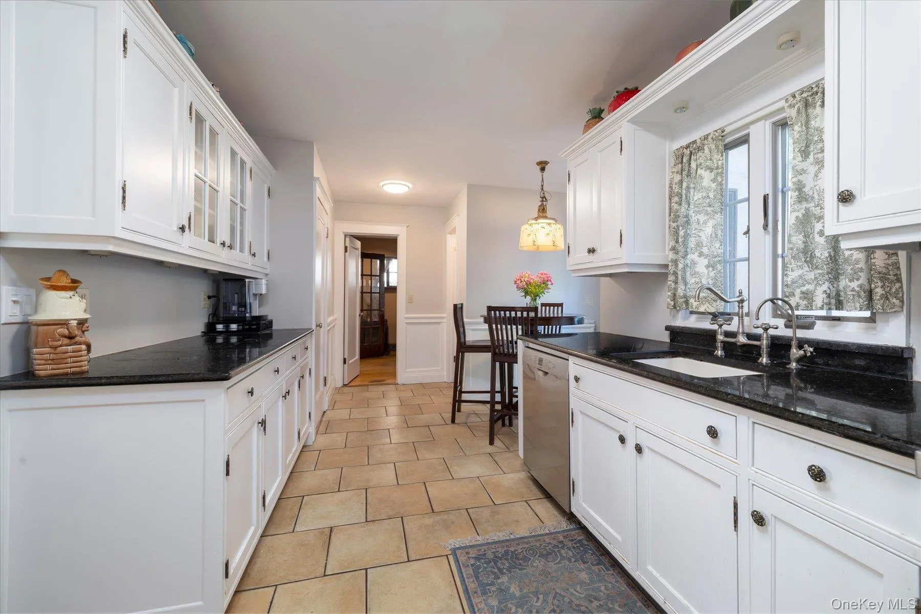 19 Addison Place, Hempstead, NY, 3 Bedrooms Bedrooms, 8 Rooms Rooms,2 BathroomsBathrooms,Residential,For Rent,Addison,0,994084 19 Addison Place, Hempstead, NY, 3 Bedrooms Bedrooms, 8 Rooms Rooms,2 BathroomsBathrooms,Residential,For Rent,Addison,0,994084