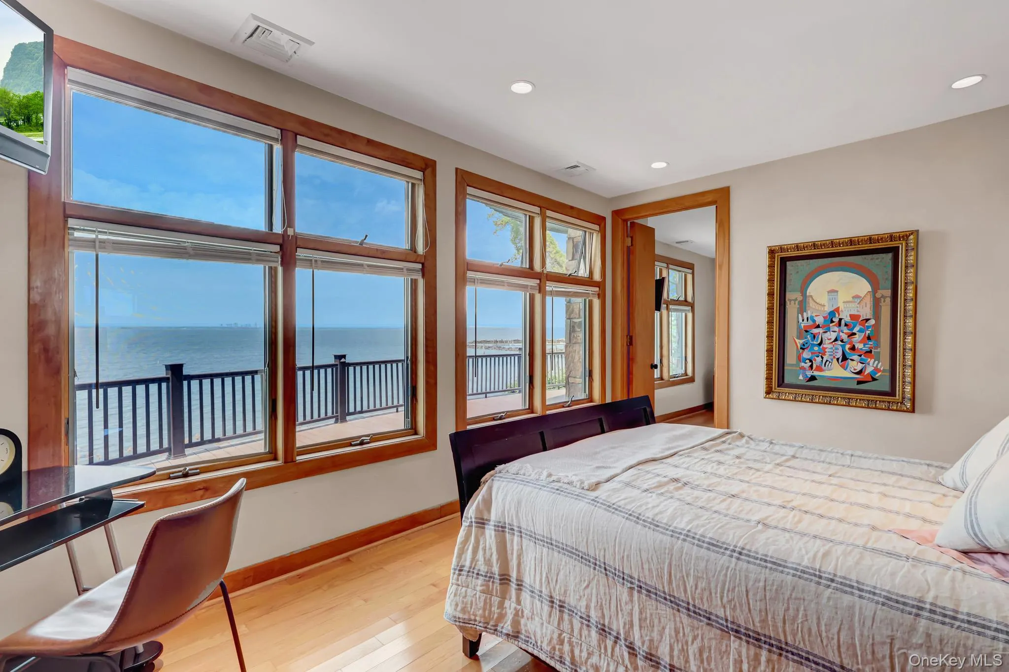 35 Sunview Drive, Glen Cove, NY, 5 Bedrooms Bedrooms, 12 Rooms Rooms,4 BathroomsBathrooms,Residential,For Rent,Sunview,0,994097 35 Sunview Drive, Glen Cove, NY, 5 Bedrooms Bedrooms, 12 Rooms Rooms,4 BathroomsBathrooms,Residential,For Rent,Sunview,0,994097