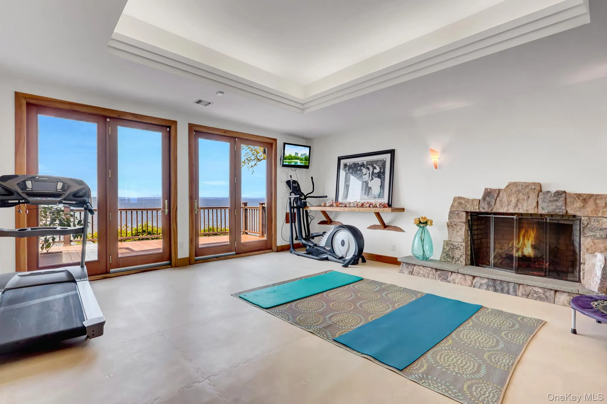 Currently used as a gym - w/ fireplace Currently used as a gym - w/ fireplace