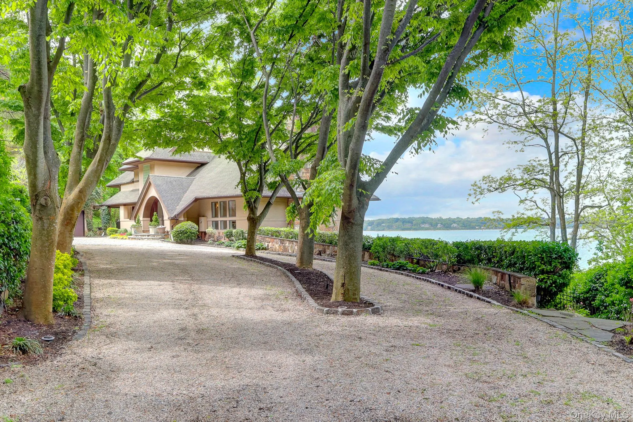 35 Sunview Drive, Glen Cove, NY, 5 Bedrooms Bedrooms, 12 Rooms Rooms,4 BathroomsBathrooms,Residential,For Rent,Sunview,0,994097 35 Sunview Drive, Glen Cove, NY, 5 Bedrooms Bedrooms, 12 Rooms Rooms,4 BathroomsBathrooms,Residential,For Rent,Sunview,0,994097