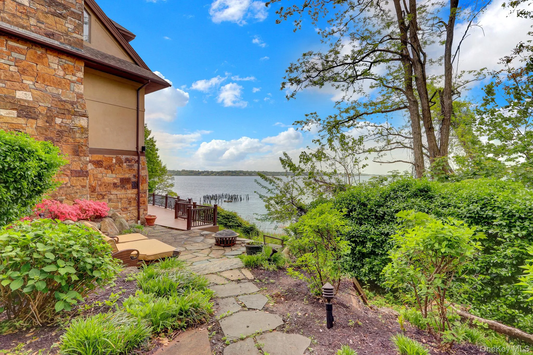 35 Sunview Drive, Glen Cove, NY, 5 Bedrooms Bedrooms, 12 Rooms Rooms,4 BathroomsBathrooms,Residential,For Rent,Sunview,0,994097 35 Sunview Drive, Glen Cove, NY, 5 Bedrooms Bedrooms, 12 Rooms Rooms,4 BathroomsBathrooms,Residential,For Rent,Sunview,0,994097