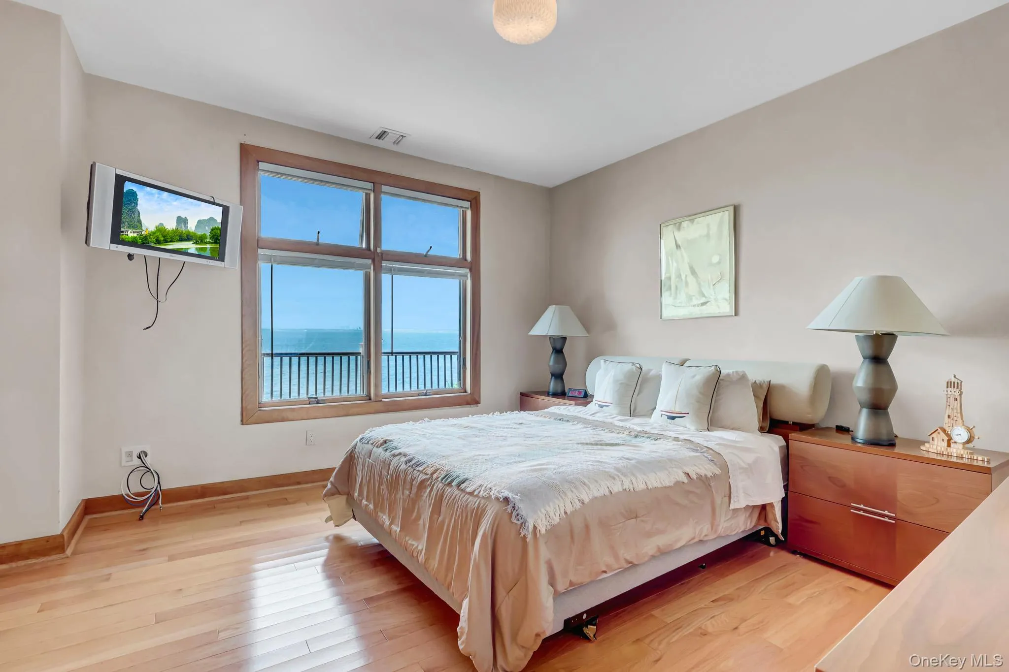 35 Sunview Drive, Glen Cove, NY, 5 Bedrooms Bedrooms, 12 Rooms Rooms,4 BathroomsBathrooms,Residential,For Rent,Sunview,0,994097 35 Sunview Drive, Glen Cove, NY, 5 Bedrooms Bedrooms, 12 Rooms Rooms,4 BathroomsBathrooms,Residential,For Rent,Sunview,0,994097
