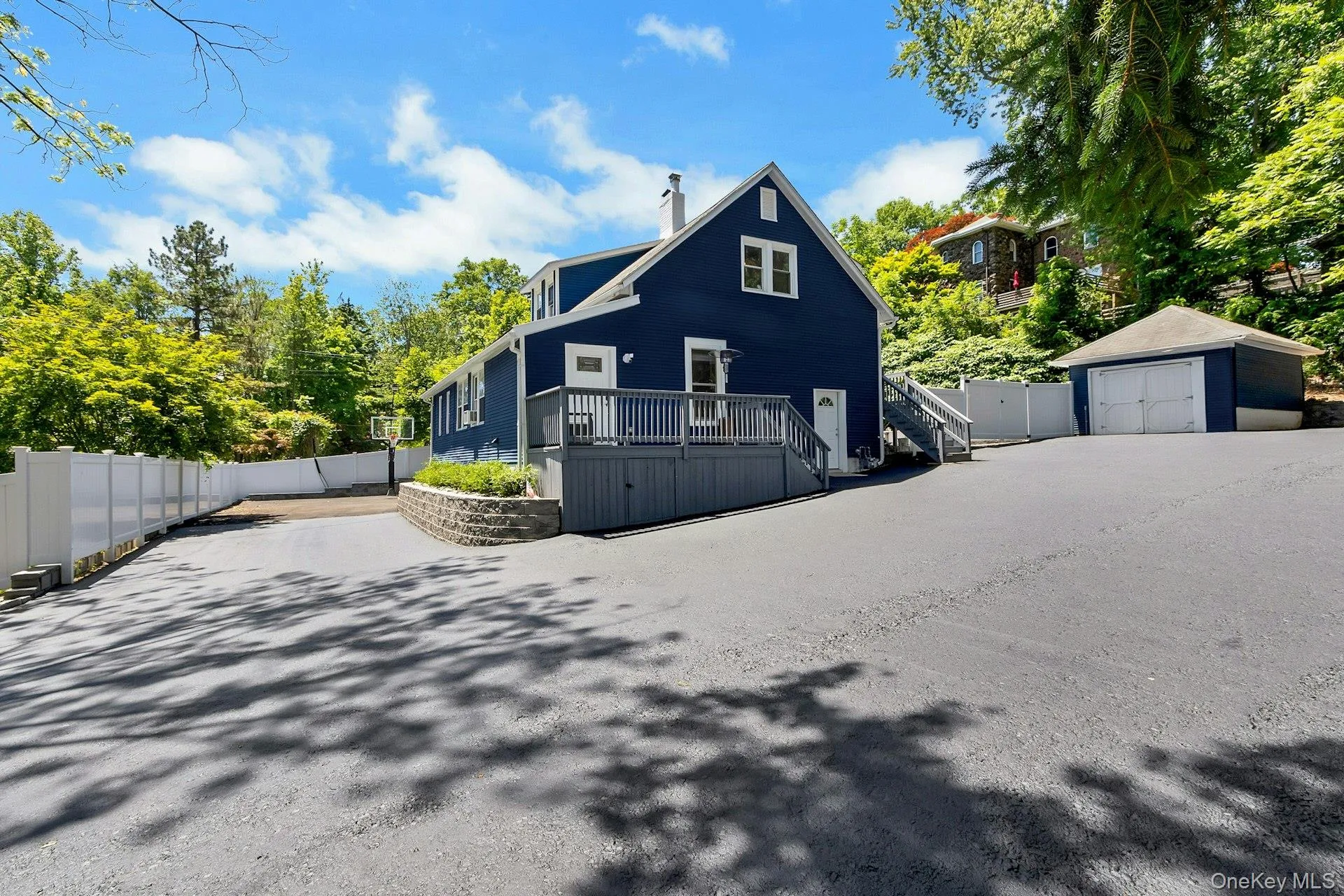 938 Route 9W, Clarkstown, NY, 4 Bedrooms Bedrooms, 10 Rooms Rooms,2 BathroomsBathrooms,Residential,For Rent,Route 9W,0,994105 938 Route 9W, Clarkstown, NY, 4 Bedrooms Bedrooms, 10 Rooms Rooms,2 BathroomsBathrooms,Residential,For Rent,Route 9W,0,994105