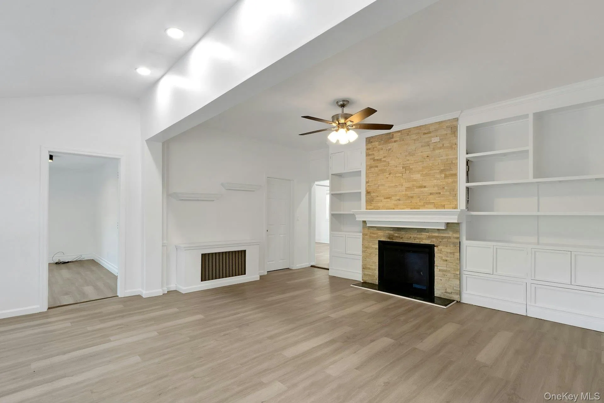 938 Route 9W, Clarkstown, NY, 4 Bedrooms Bedrooms, 10 Rooms Rooms,2 BathroomsBathrooms,Residential,For Rent,Route 9W,0,994105 938 Route 9W, Clarkstown, NY, 4 Bedrooms Bedrooms, 10 Rooms Rooms,2 BathroomsBathrooms,Residential,For Rent,Route 9W,0,994105