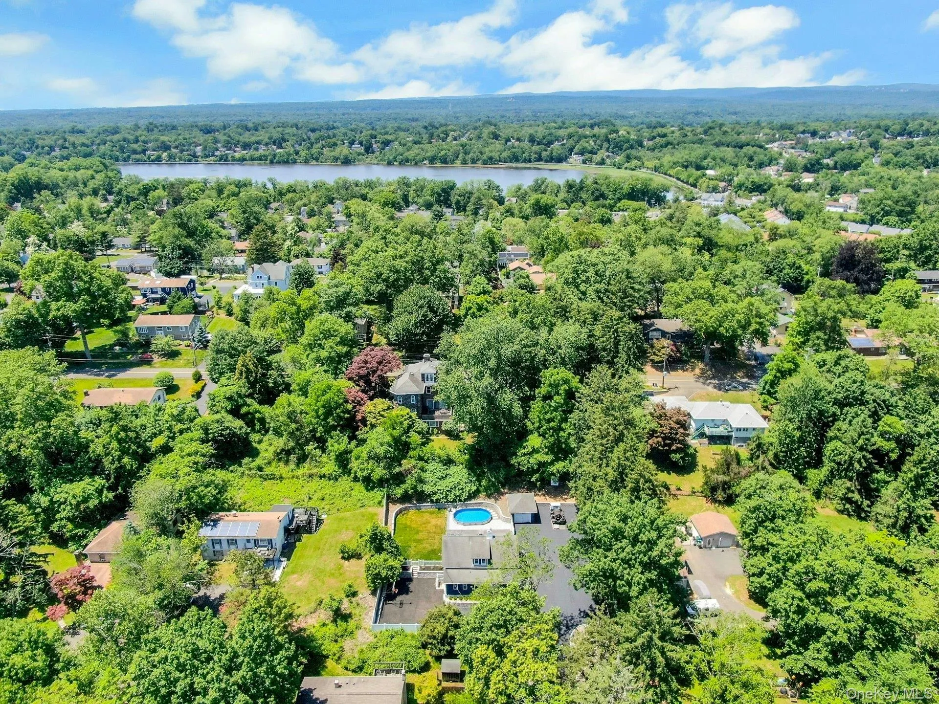 938 Route 9W, Clarkstown, NY, 4 Bedrooms Bedrooms, 10 Rooms Rooms,2 BathroomsBathrooms,Residential,For Rent,Route 9W,0,994105 938 Route 9W, Clarkstown, NY, 4 Bedrooms Bedrooms, 10 Rooms Rooms,2 BathroomsBathrooms,Residential,For Rent,Route 9W,0,994105