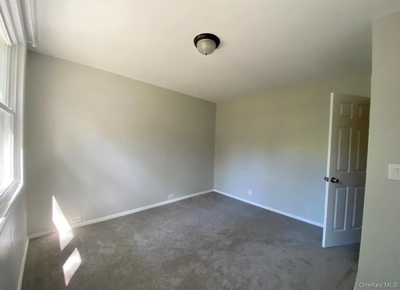8 Birchwood Avenue, Clarkstown, NY, 3 Bedrooms Bedrooms, 5 Rooms Rooms,2 BathroomsBathrooms,Residential Lease,For Rent,Birchwood,0,994112 8 Birchwood Avenue, Clarkstown, NY, 3 Bedrooms Bedrooms, 5 Rooms Rooms,2 BathroomsBathrooms,Residential Lease,For Rent,Birchwood,0,994112