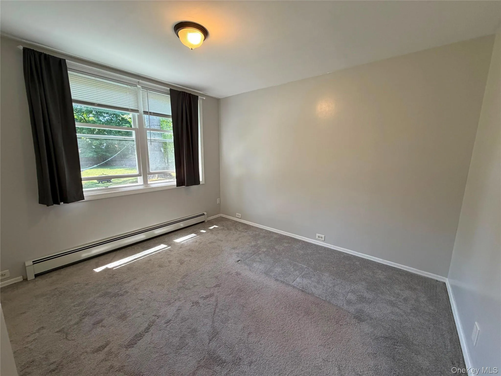 8 Birchwood Avenue, Clarkstown, NY, 3 Bedrooms Bedrooms, 5 Rooms Rooms,2 BathroomsBathrooms,Residential Lease,For Rent,Birchwood,0,994112 8 Birchwood Avenue, Clarkstown, NY, 3 Bedrooms Bedrooms, 5 Rooms Rooms,2 BathroomsBathrooms,Residential Lease,For Rent,Birchwood,0,994112