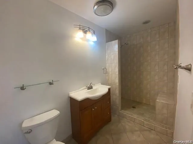 8 Birchwood Avenue, Clarkstown, NY, 3 Bedrooms Bedrooms, 5 Rooms Rooms,2 BathroomsBathrooms,Residential Lease,For Rent,Birchwood,0,994112 8 Birchwood Avenue, Clarkstown, NY, 3 Bedrooms Bedrooms, 5 Rooms Rooms,2 BathroomsBathrooms,Residential Lease,For Rent,Birchwood,0,994112