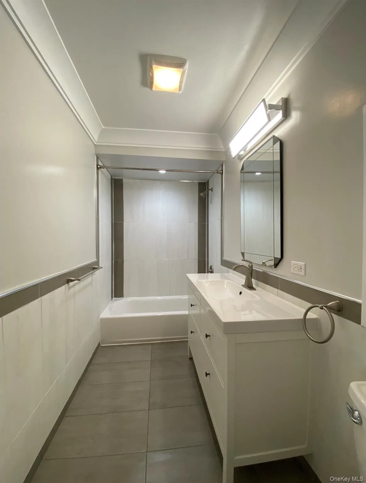 8 Birchwood Avenue, Clarkstown, NY, 3 Bedrooms Bedrooms, 5 Rooms Rooms,2 BathroomsBathrooms,Residential Lease,For Rent,Birchwood,0,994112 8 Birchwood Avenue, Clarkstown, NY, 3 Bedrooms Bedrooms, 5 Rooms Rooms,2 BathroomsBathrooms,Residential Lease,For Rent,Birchwood,0,994112