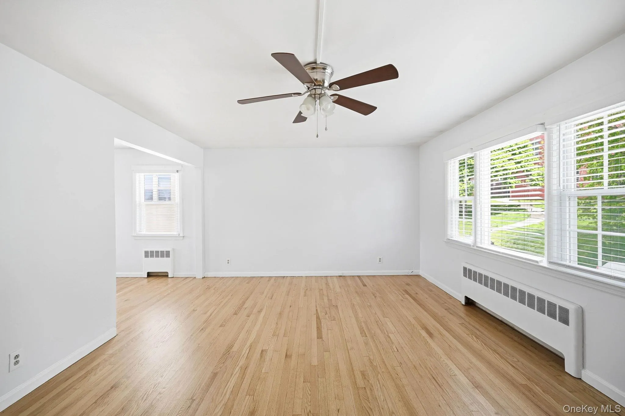85 Bennett Avenue, Yonkers, NY, 2 Bedrooms Bedrooms, 5 Rooms Rooms,1 BathroomBathrooms,Residential Lease,For Rent,Bennett,0,994117 85 Bennett Avenue, Yonkers, NY, 2 Bedrooms Bedrooms, 5 Rooms Rooms,1 BathroomBathrooms,Residential Lease,For Rent,Bennett,0,994117