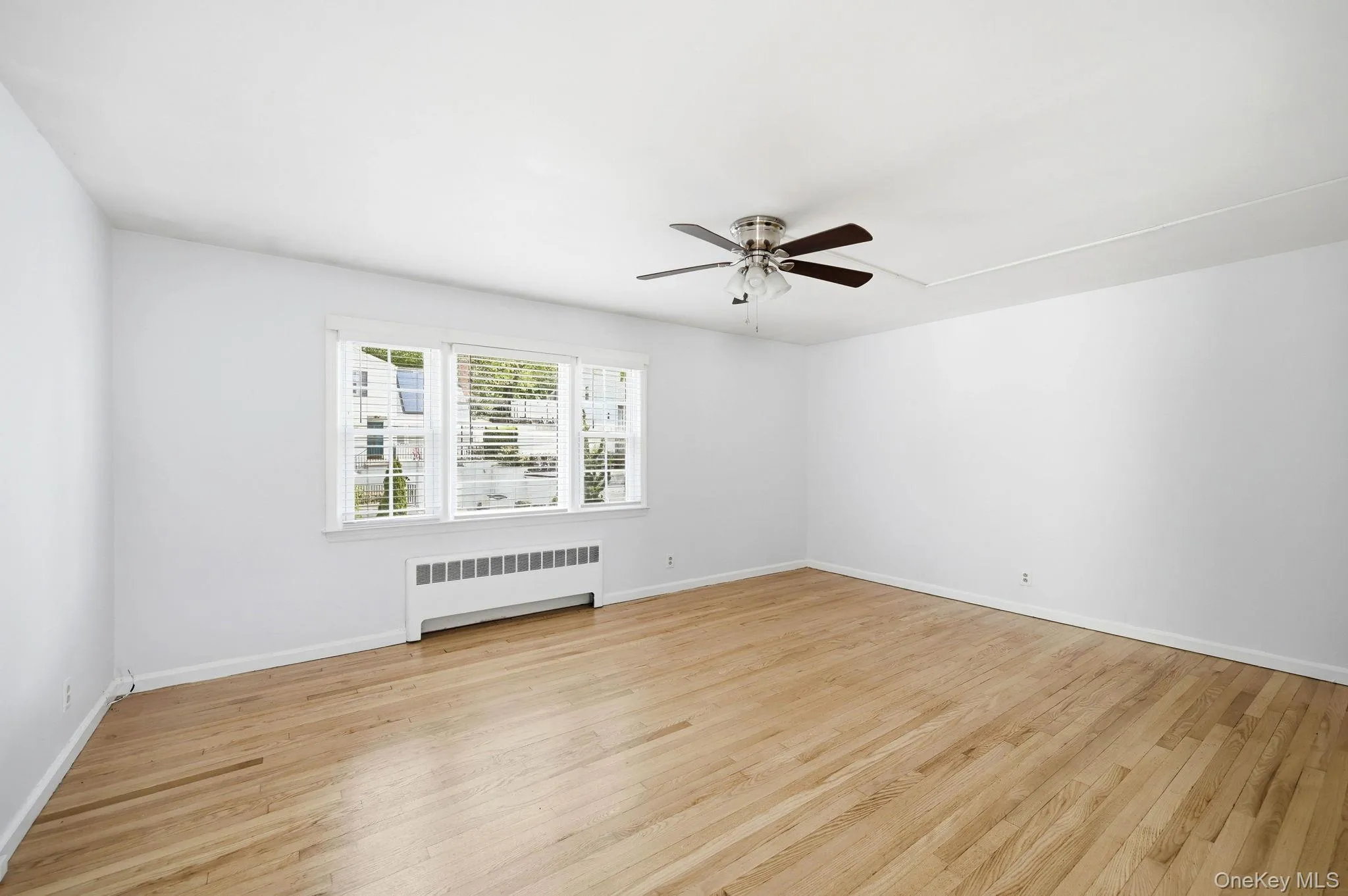 85 Bennett Avenue, Yonkers, NY, 2 Bedrooms Bedrooms, 5 Rooms Rooms,1 BathroomBathrooms,Residential Lease,For Rent,Bennett,0,994117 85 Bennett Avenue, Yonkers, NY, 2 Bedrooms Bedrooms, 5 Rooms Rooms,1 BathroomBathrooms,Residential Lease,For Rent,Bennett,0,994117